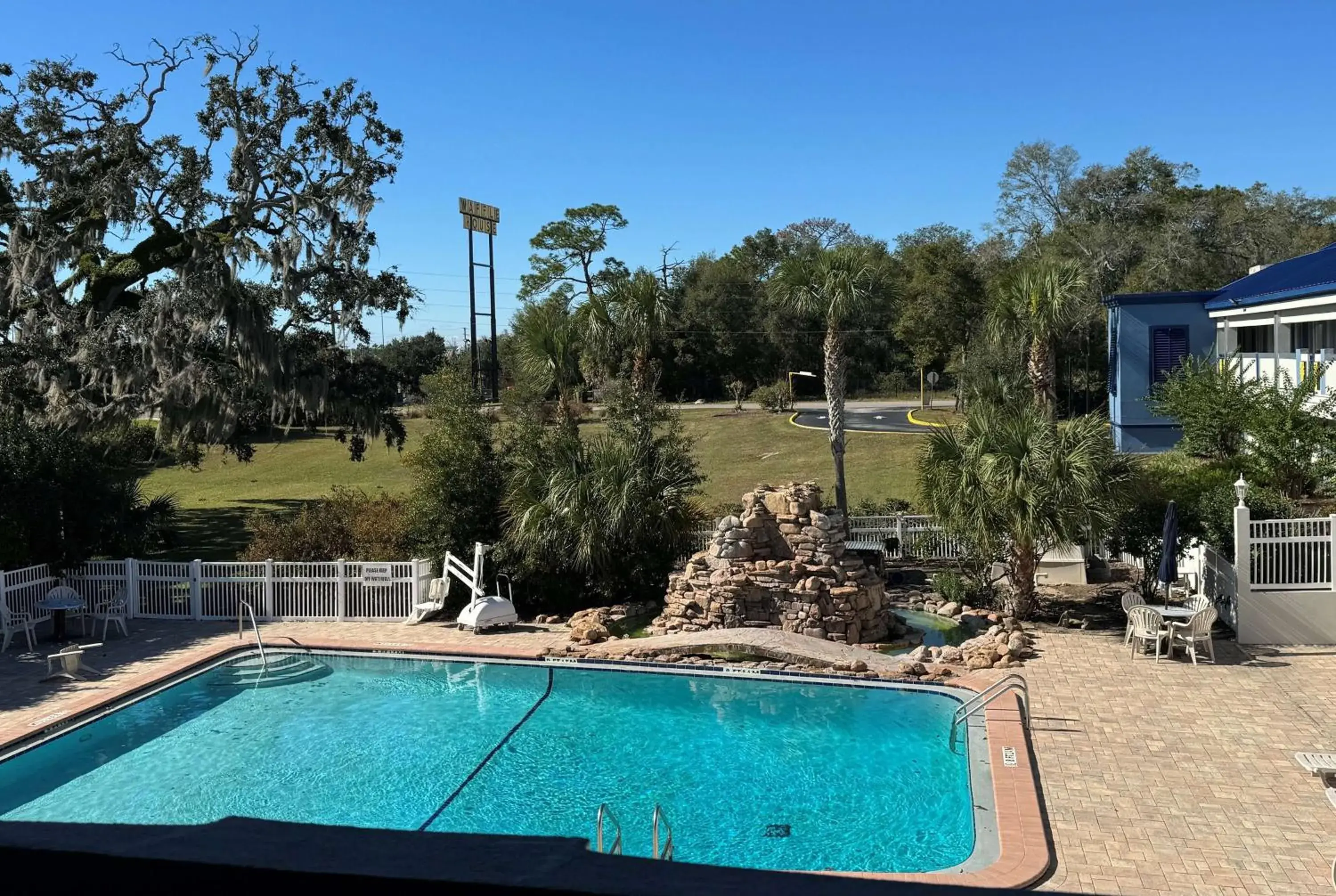 Pool view in Days Inn by Wyndham Brooksville Pool view in Days Inn by Wyndham Brooksville