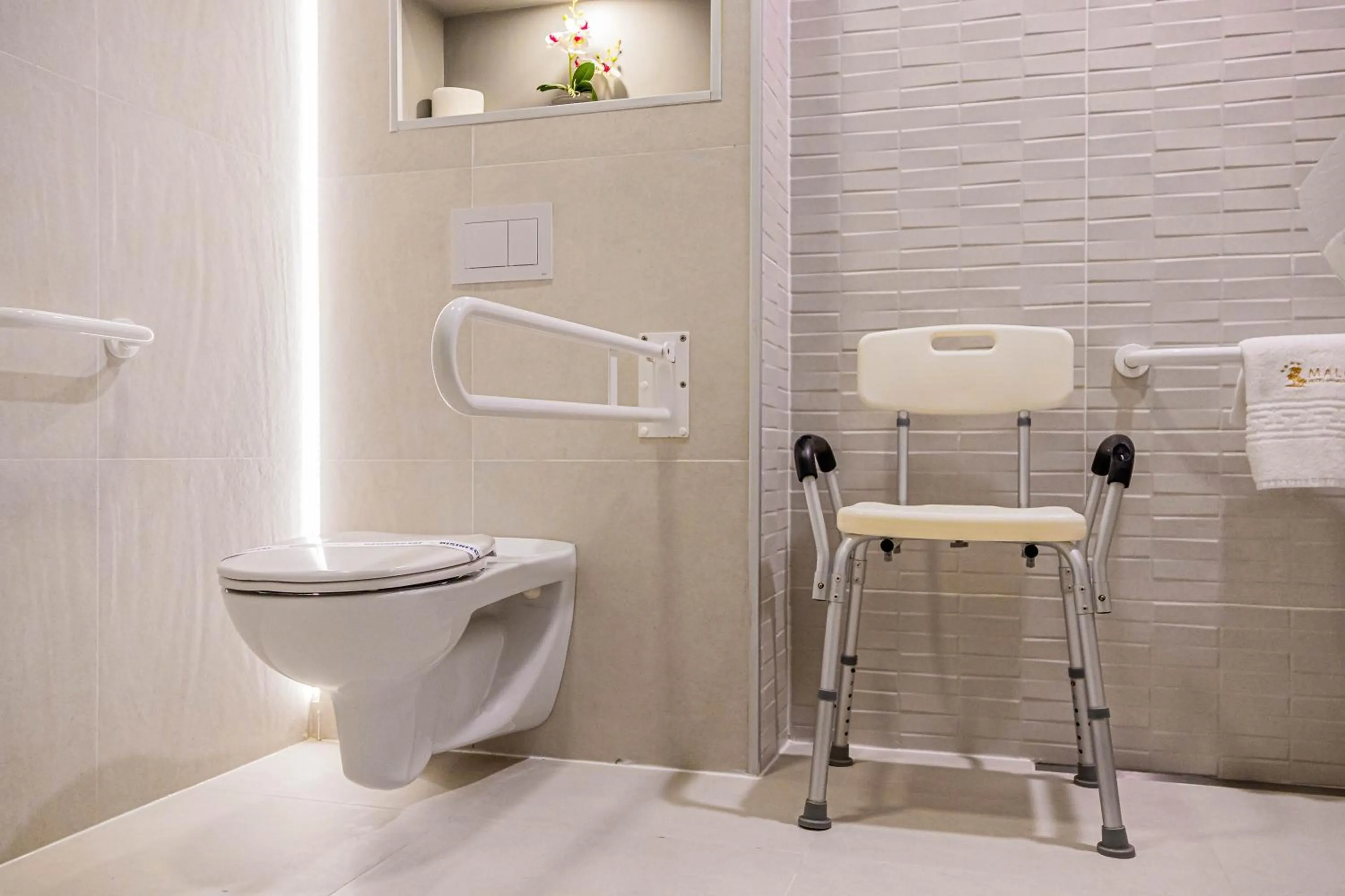 Facility for disabled guests in Hotel Malibu