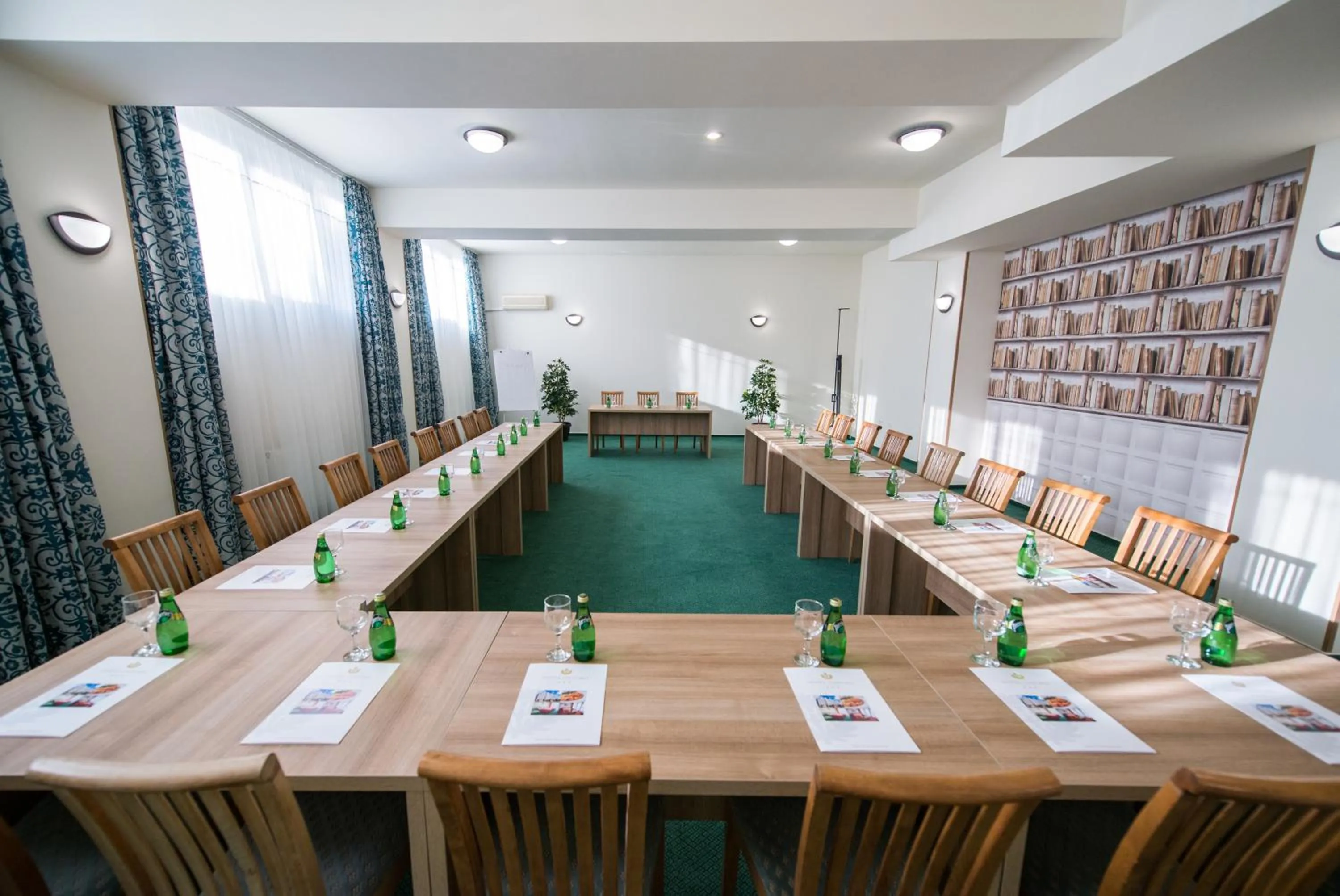 Business facilities in Hotel Oxford