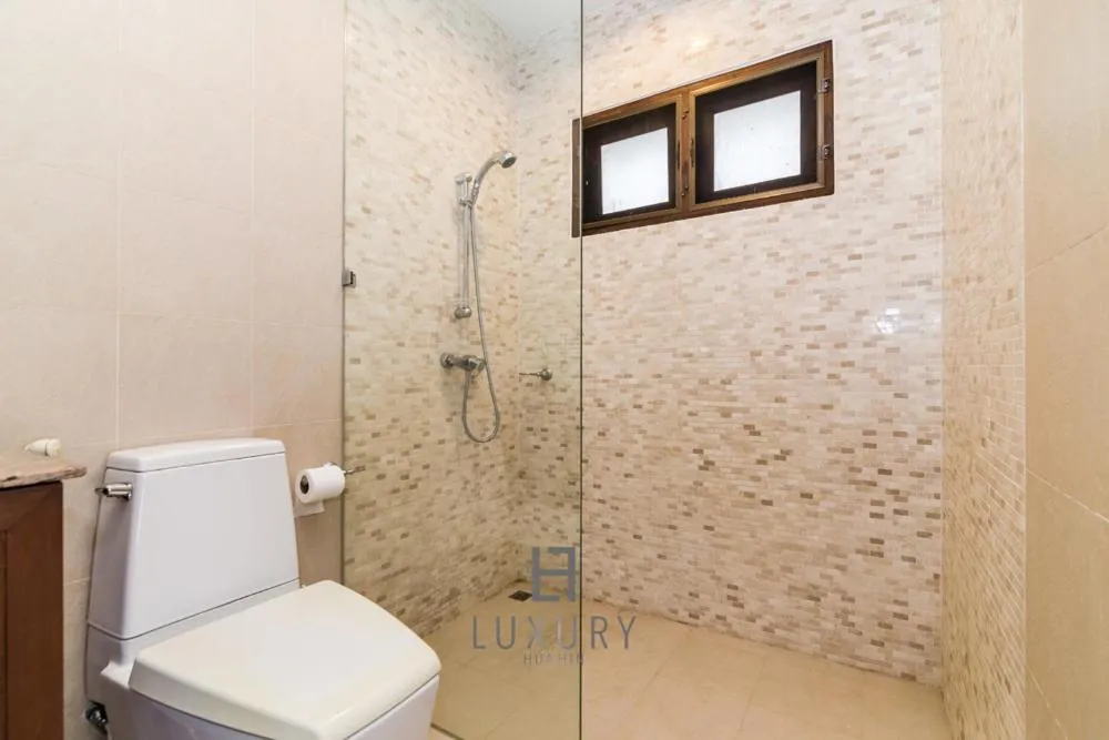 4 Bedroom Private Bali Style Villa HH6