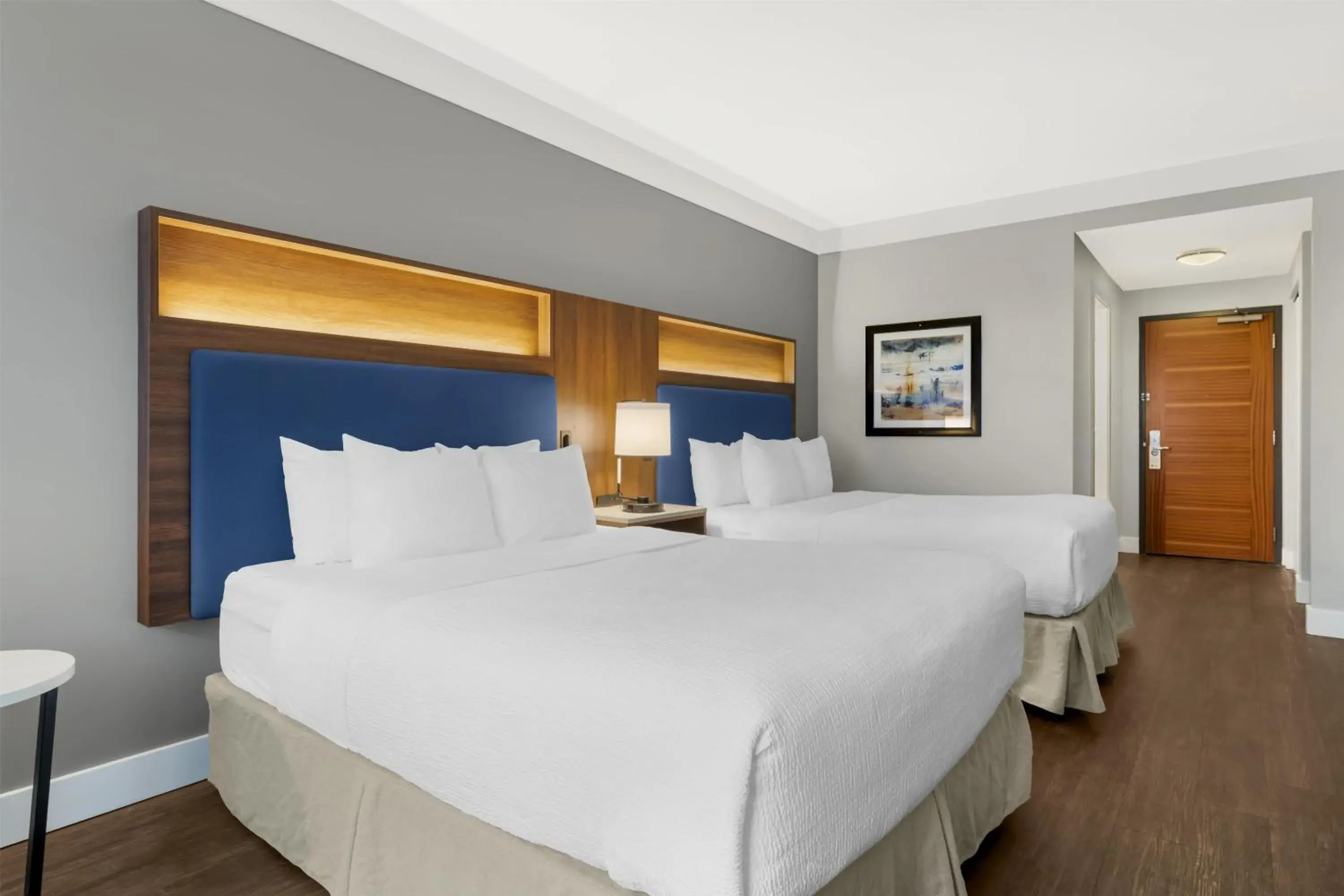 Bedroom, Bed in Best Western Plus Revelstoke Bedroom, Bed in Best Western Plus Revelstoke