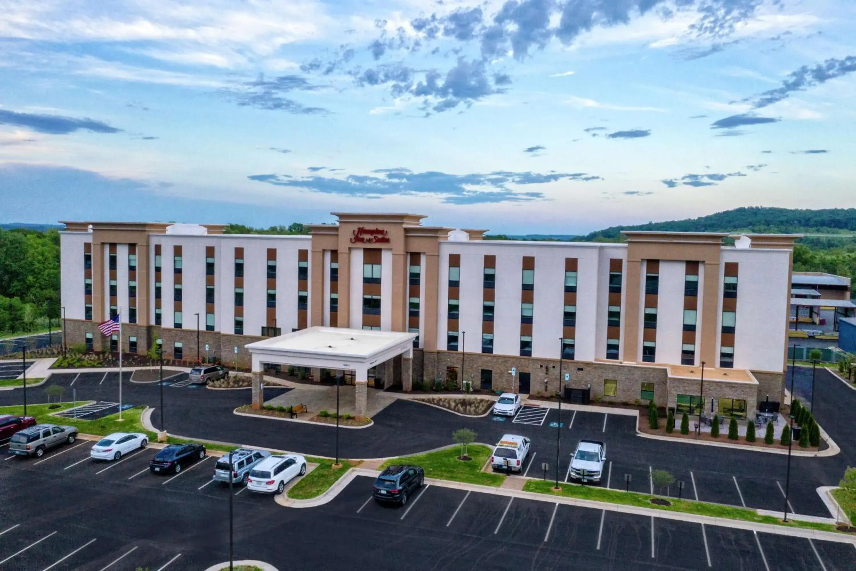Property building in Hampton Inn & Suites Culpeper Property building in Hampton Inn & Suites Culpeper