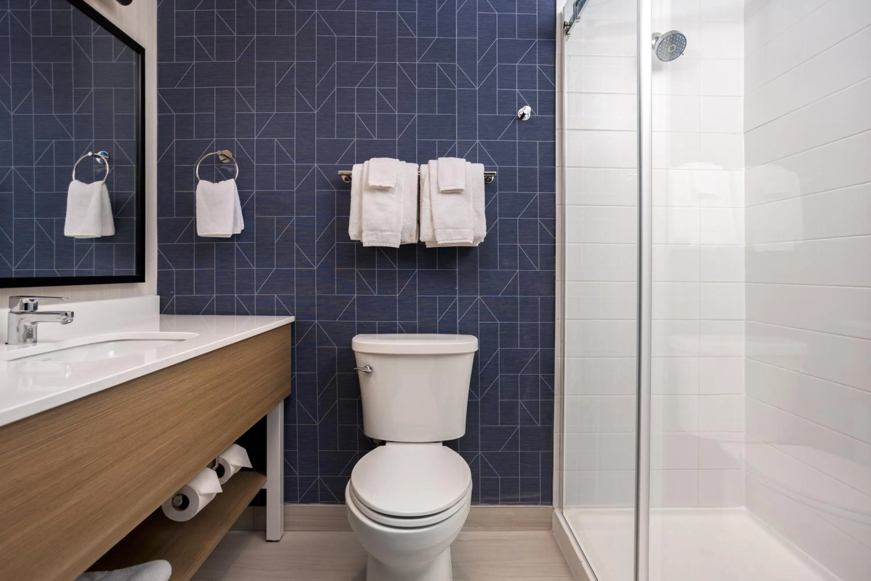 Shower in Spark By Hilton Woodstock