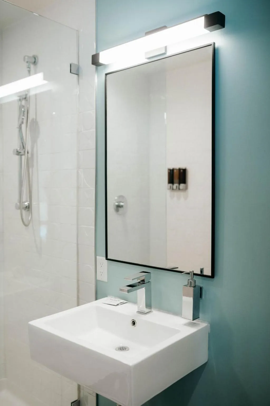 Bathroom in The Monterey Motel