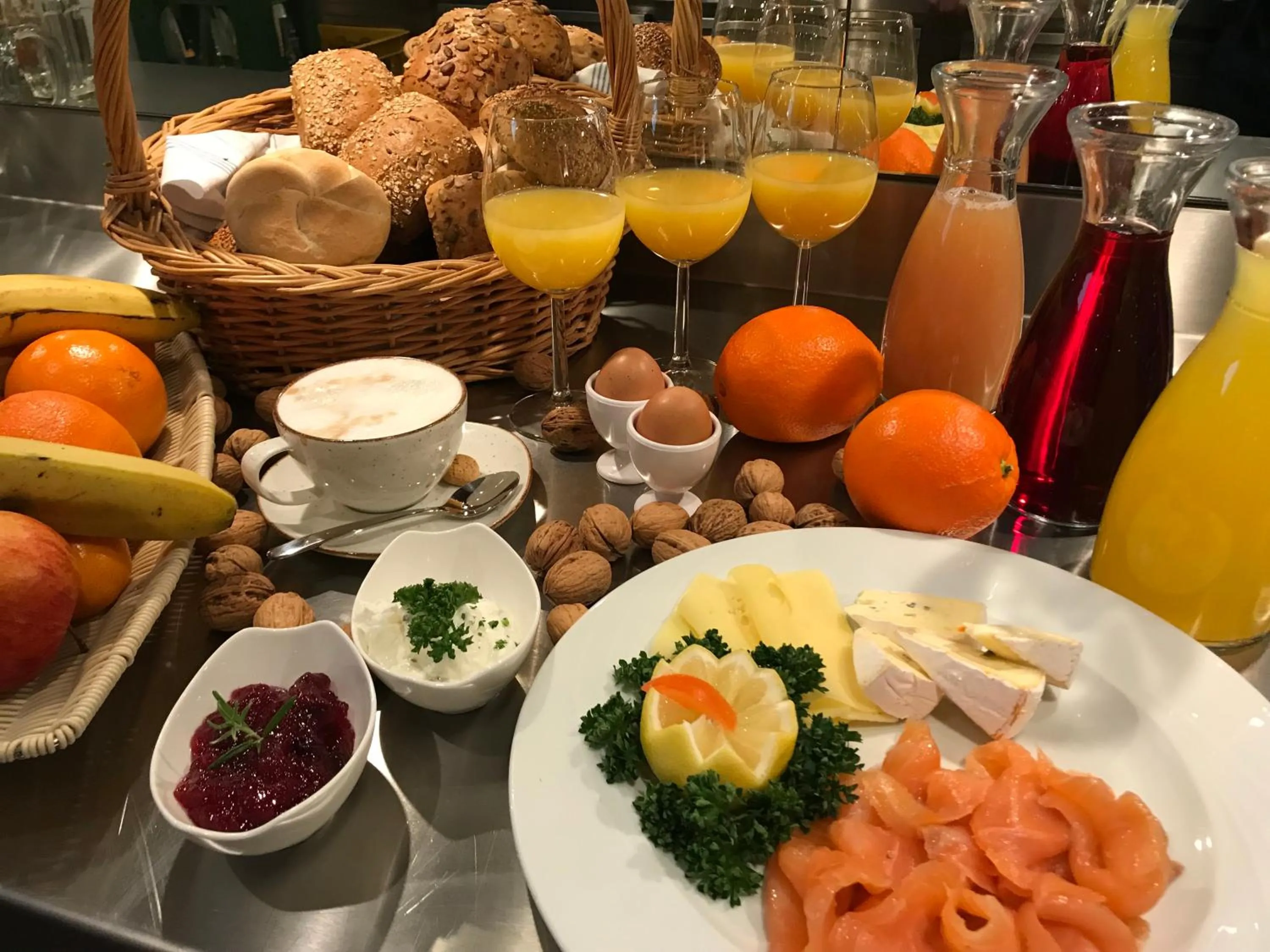 Restaurant/places to eat in HHotel Augsburg