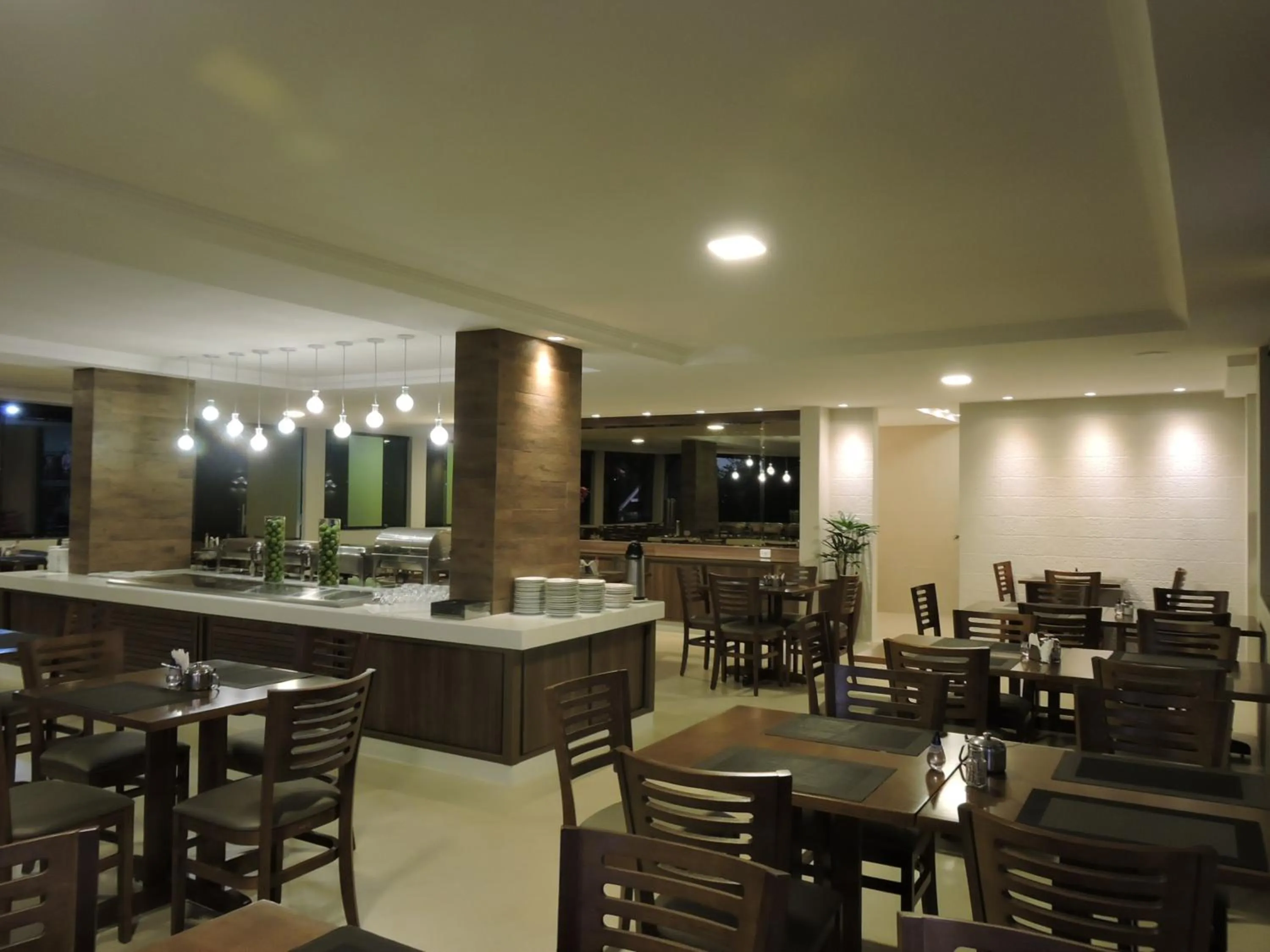 Restaurant/places to eat in Caruaru Park Hotel