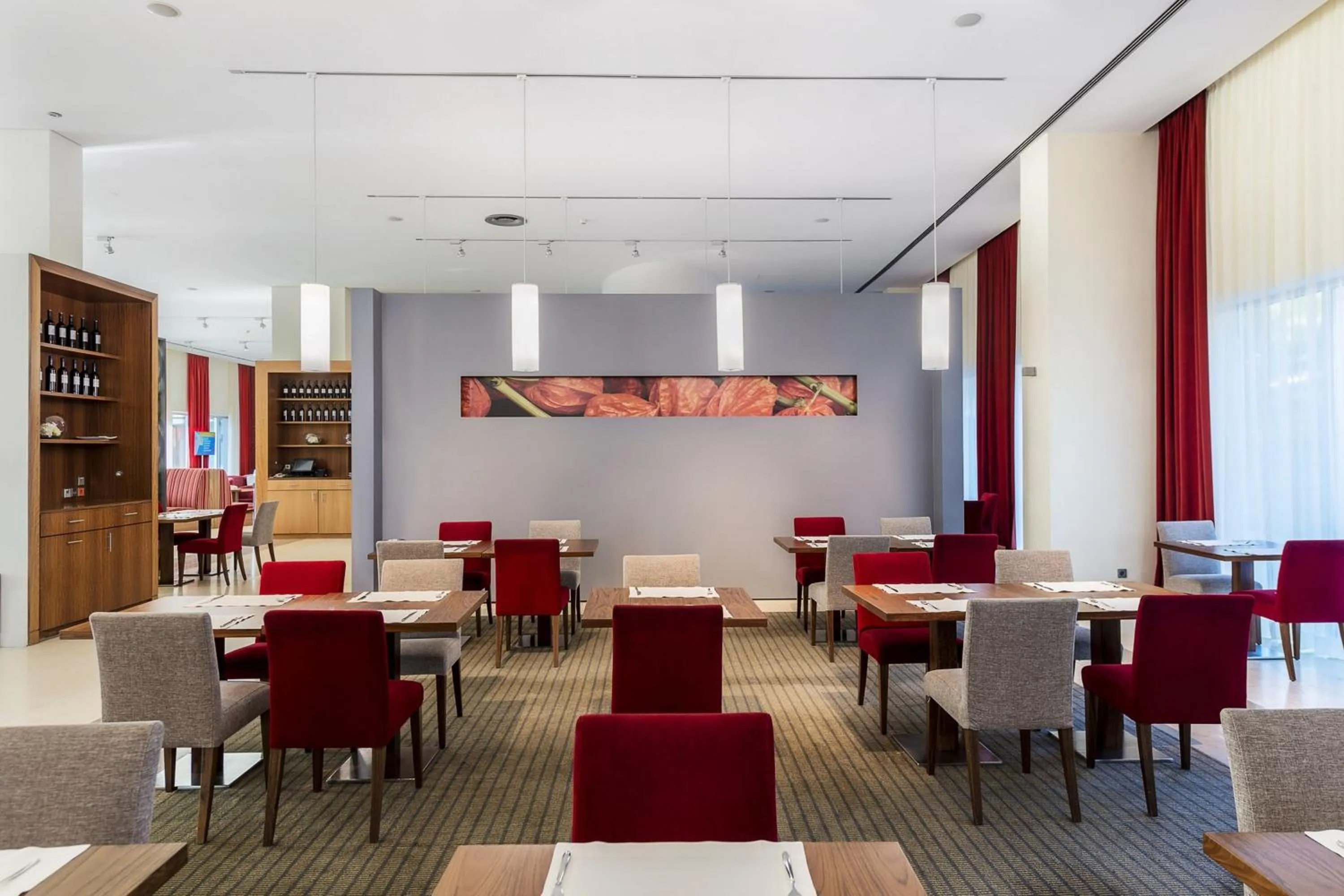 Restaurant/places to eat in Lagoas Park Hotel