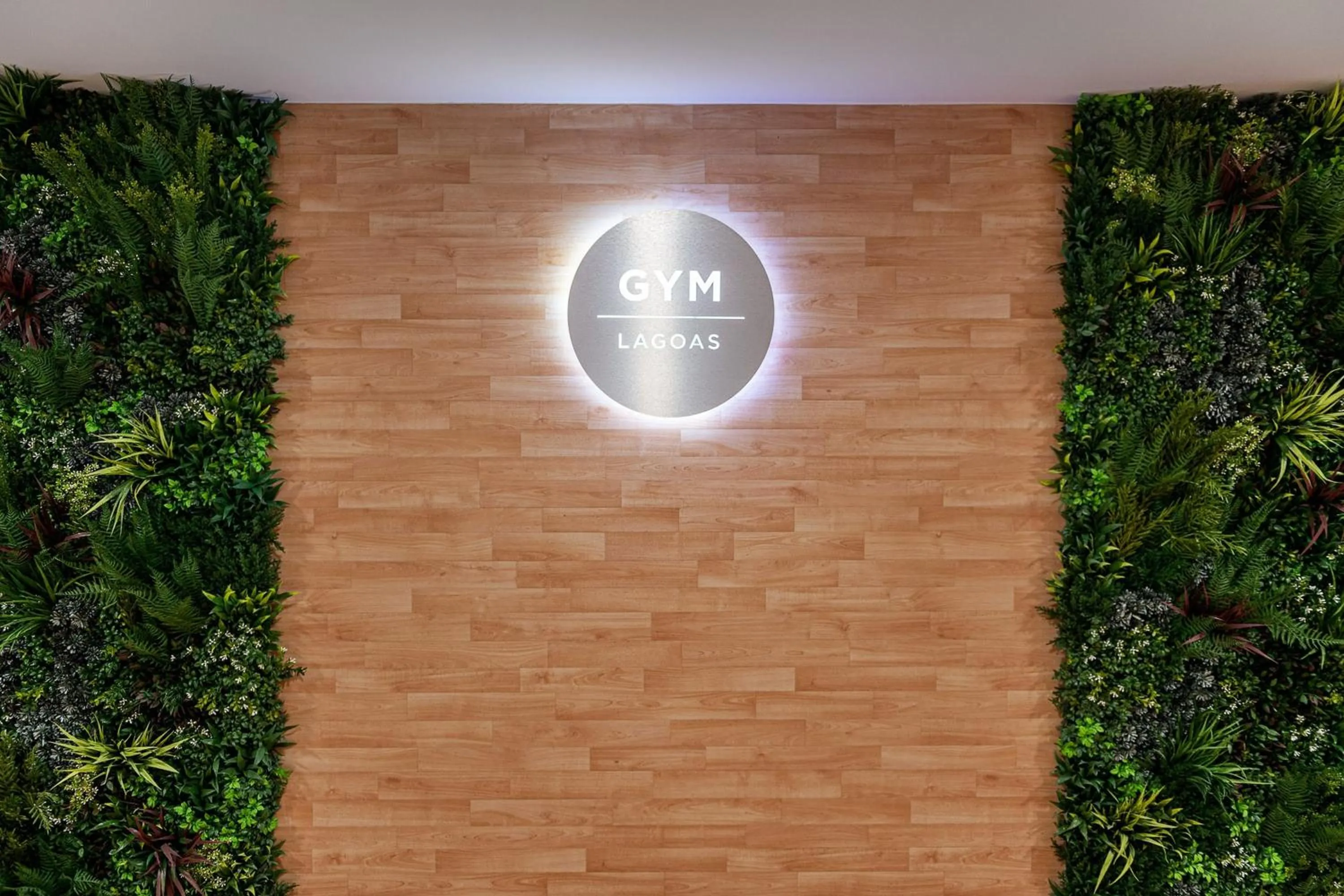 Logo/Certificate/Sign in Lagoas Park Hotel