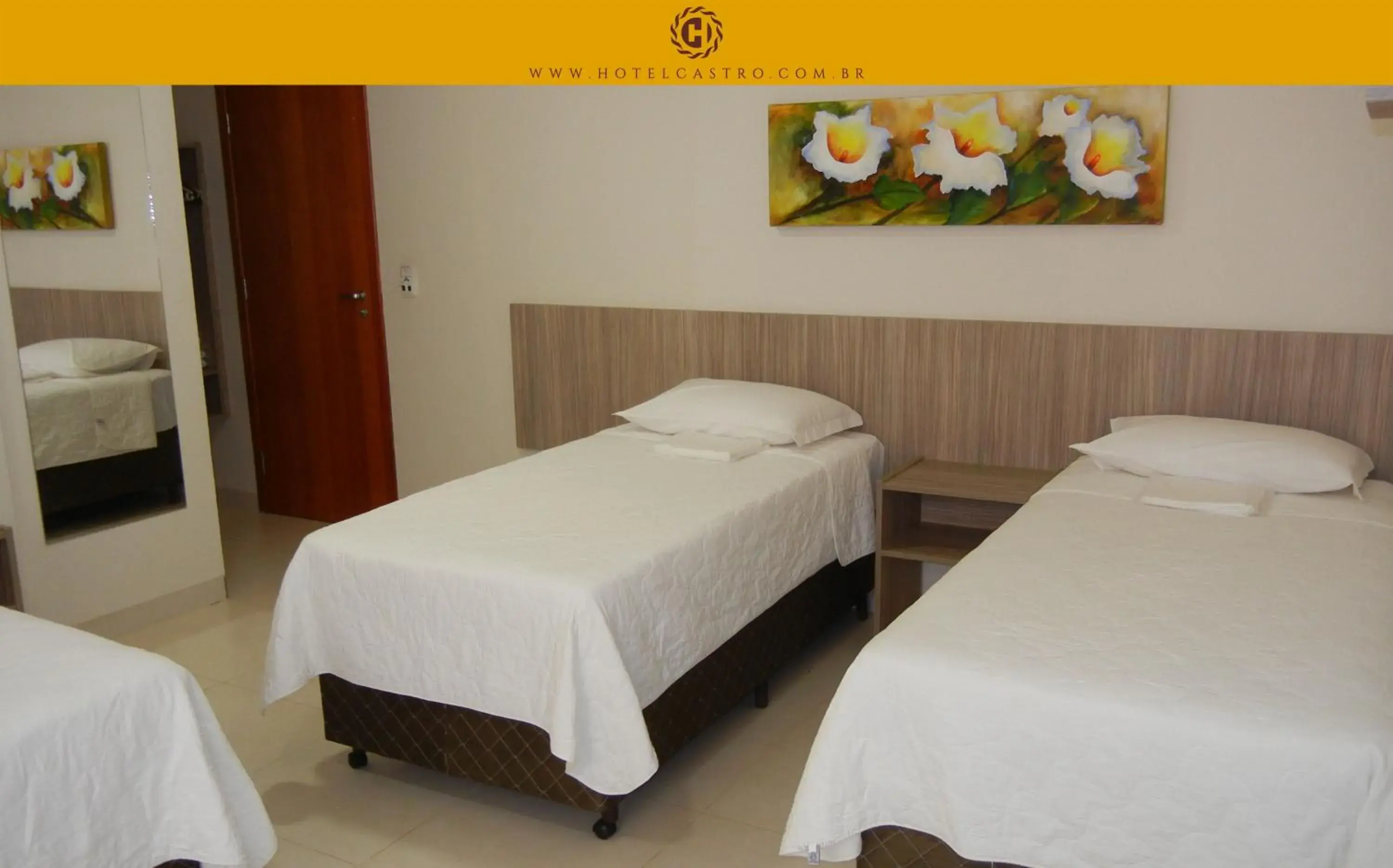 Luxury Quadruple Room in Hotel Castro Luxury Quadruple Room in Hotel Castro