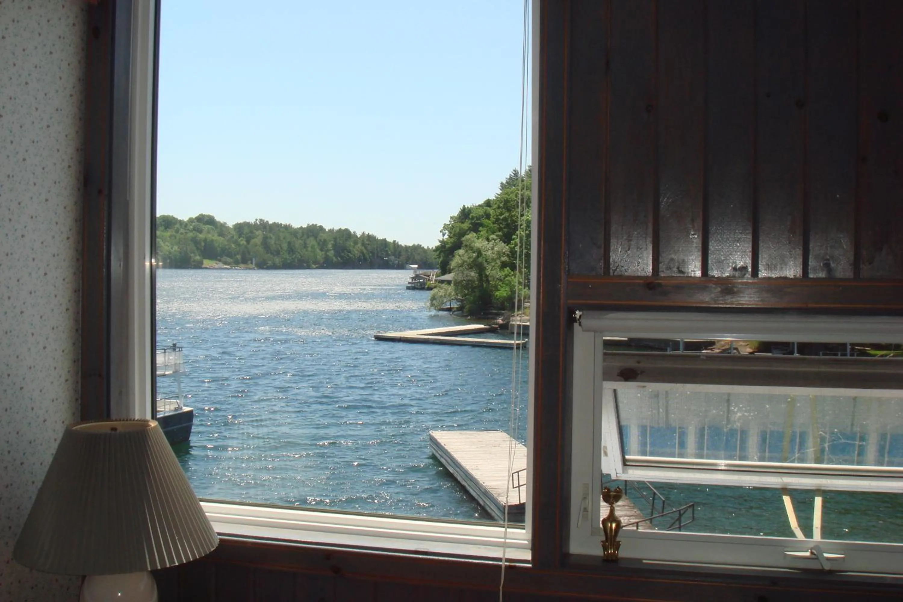 Day in Boathouse Country Inn