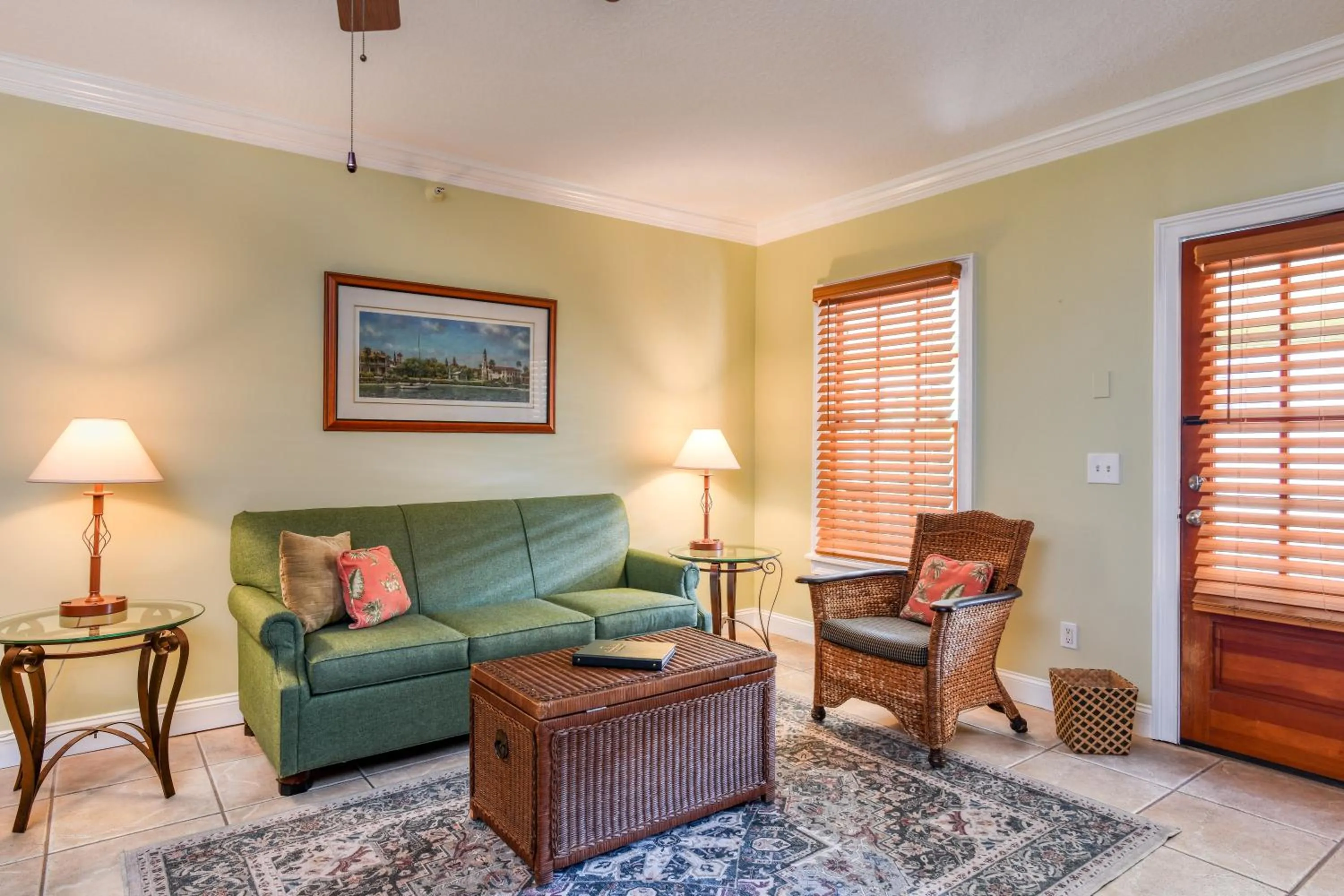 Living room in St George Inn - Saint Augustine