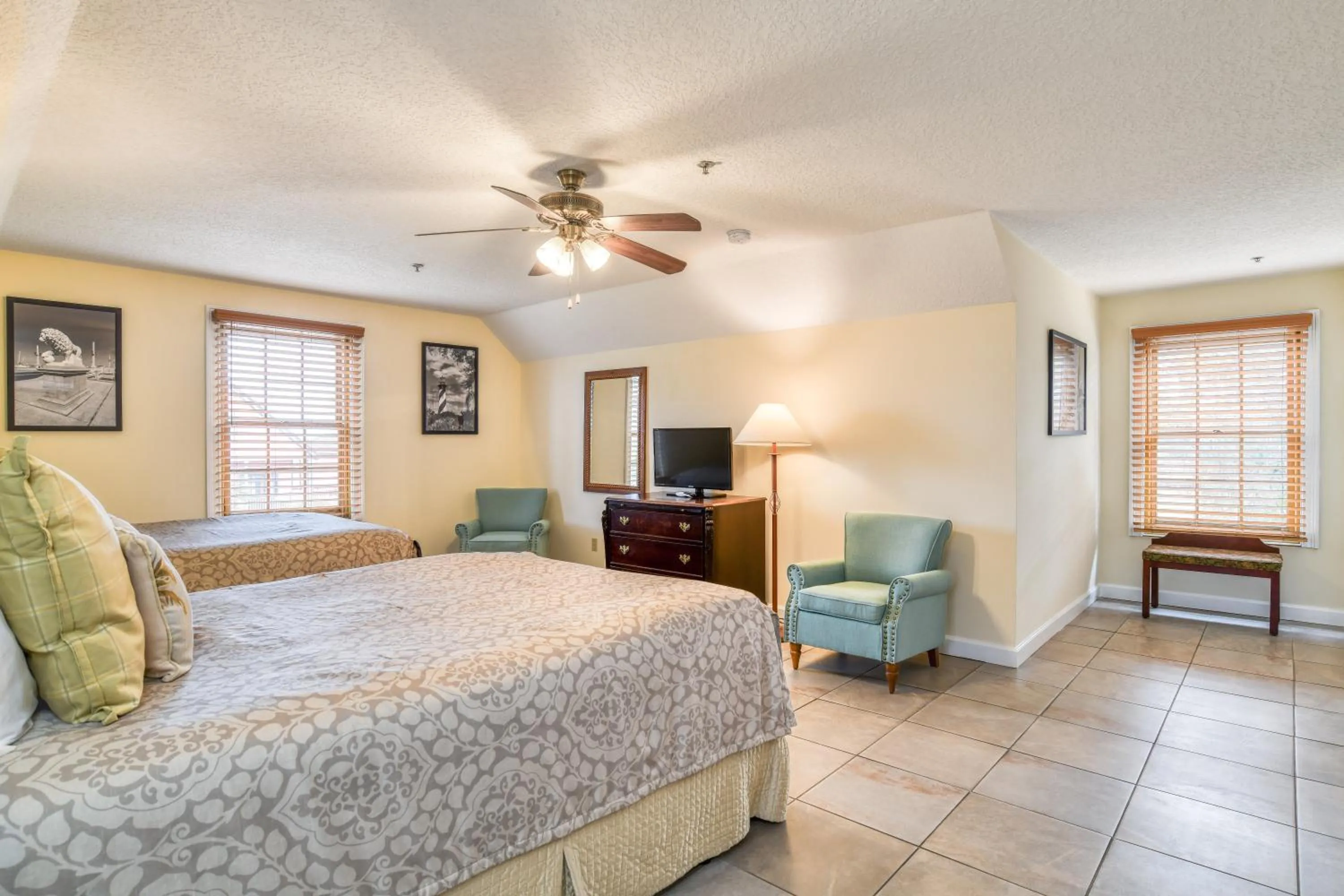 Bed in St George Inn - Saint Augustine