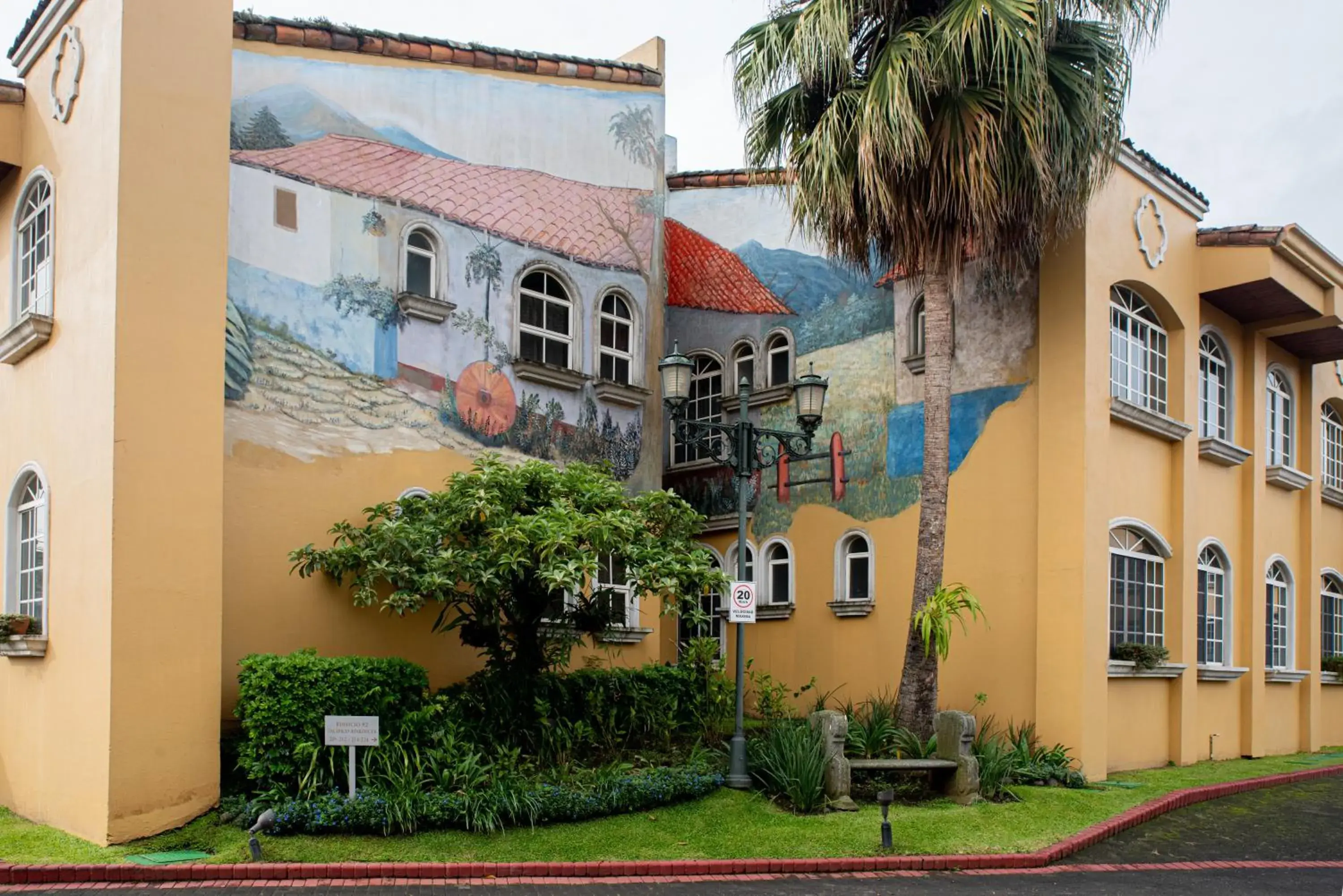 Property building in Casa Conde Apartamentos Property building in Casa Conde Apartamentos