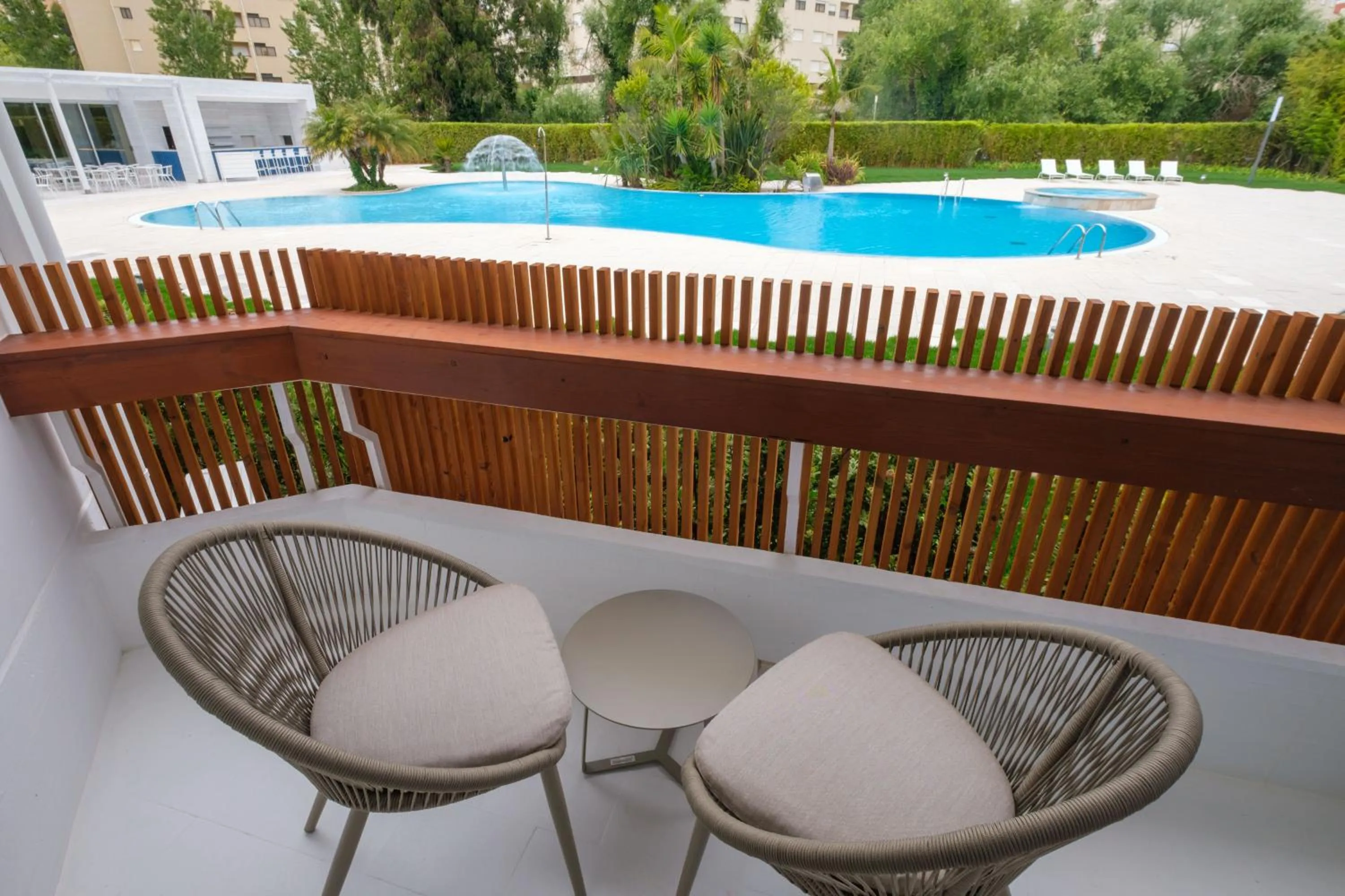 Balcony/Terrace in Malibu Foz Hotel - La Maison Younan