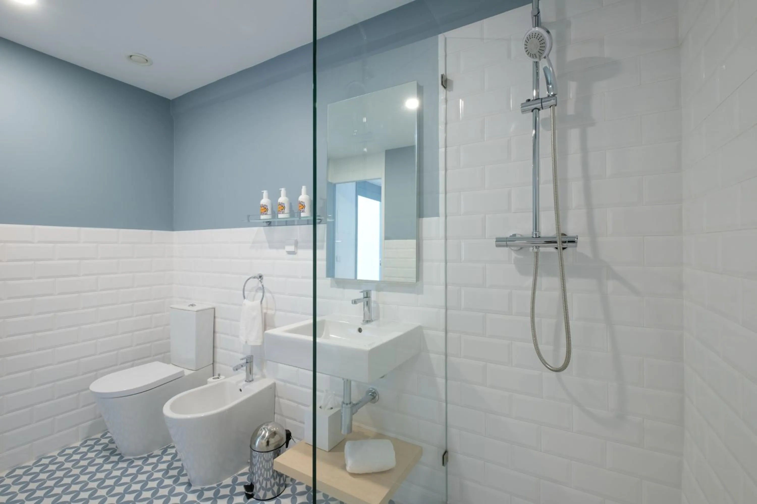 Shower in Malibu Foz Hotel - La Maison Younan