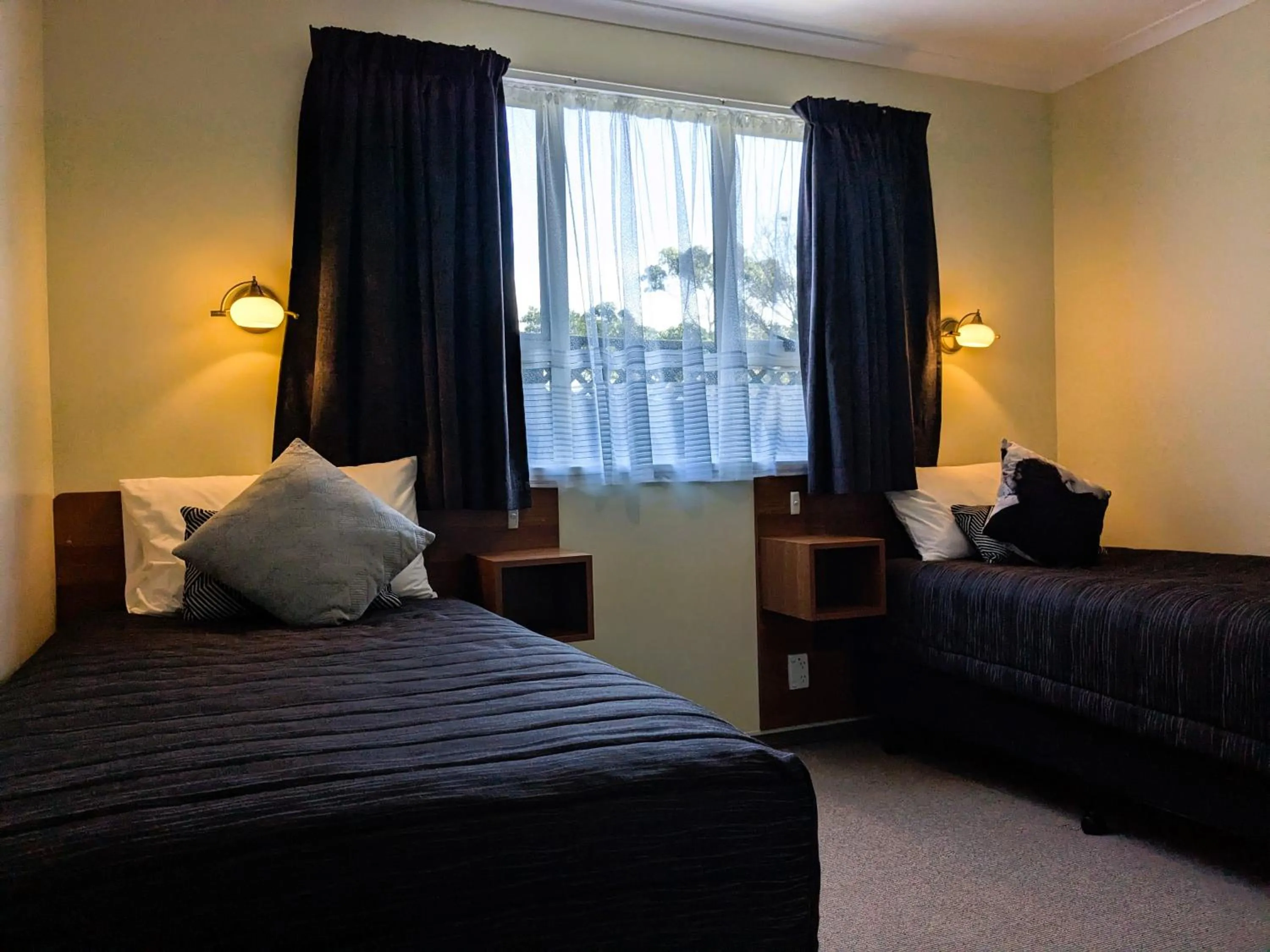 Bed in The Peninsula Kaikoura