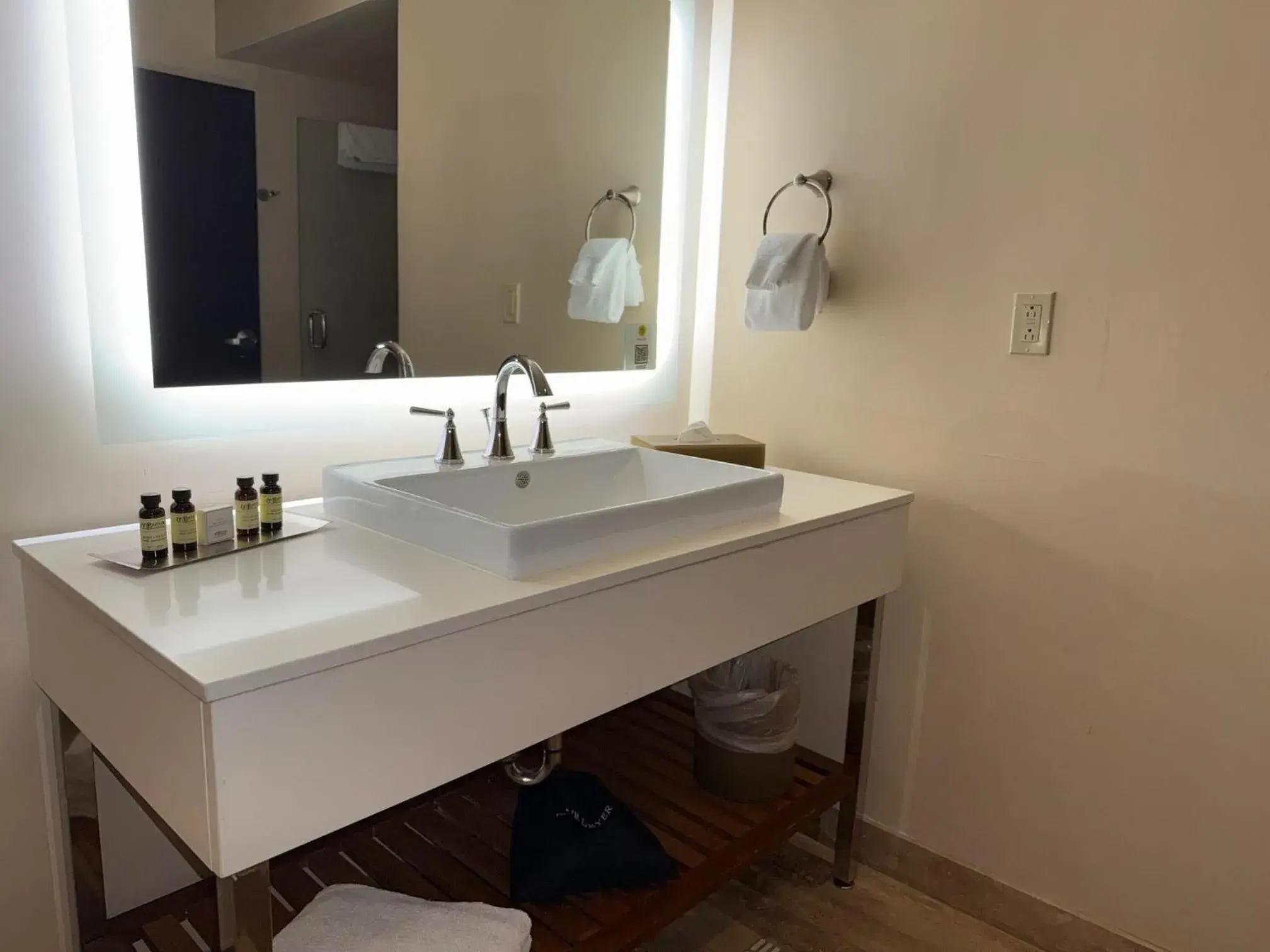 Bathroom in Bally's Lake Tahoe Casino Resort Bathroom in Bally's Lake Tahoe Casino Resort