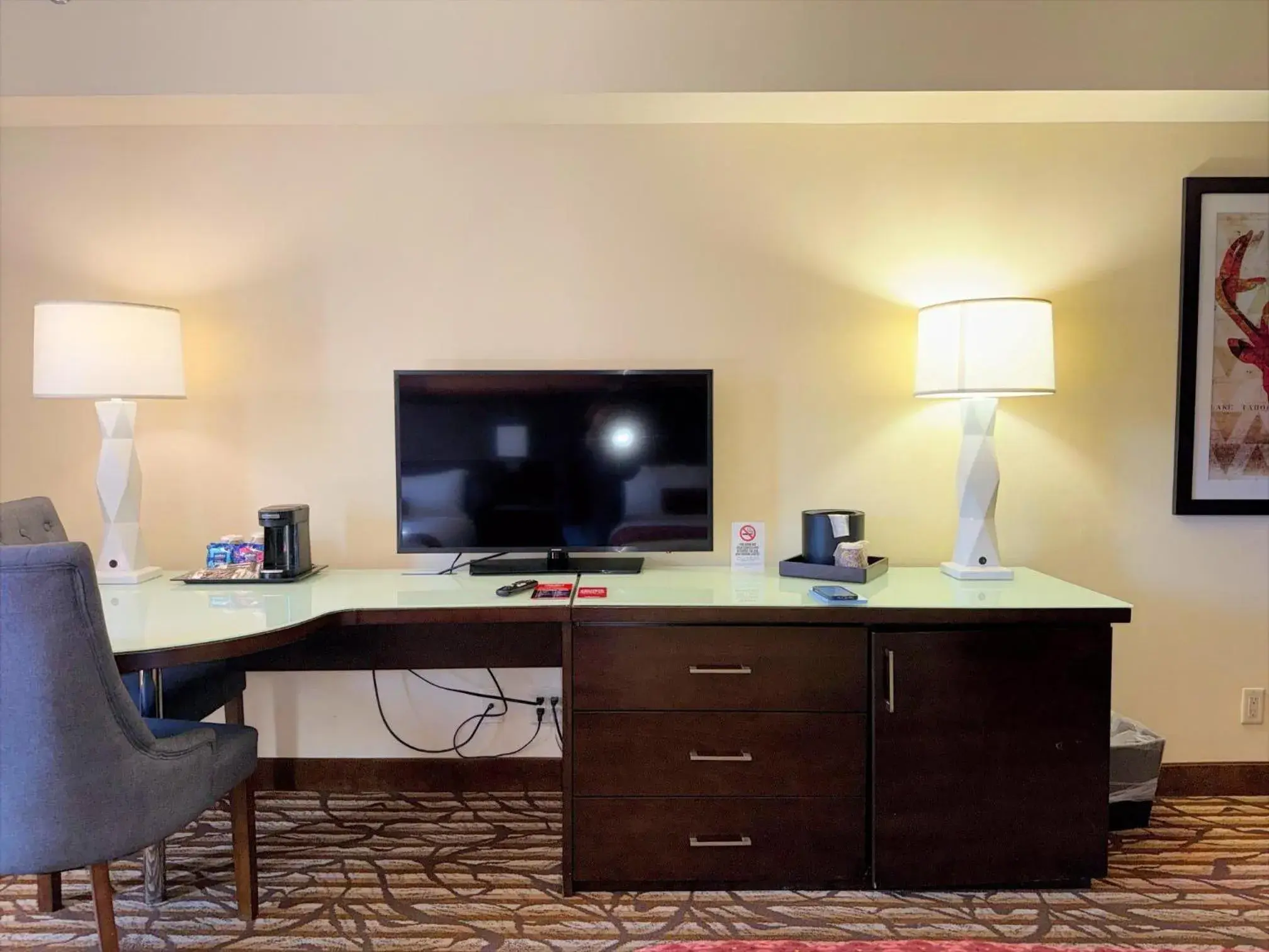 TV and multimedia in Bally's Lake Tahoe Casino Resort TV and multimedia in Bally's Lake Tahoe Casino Resort