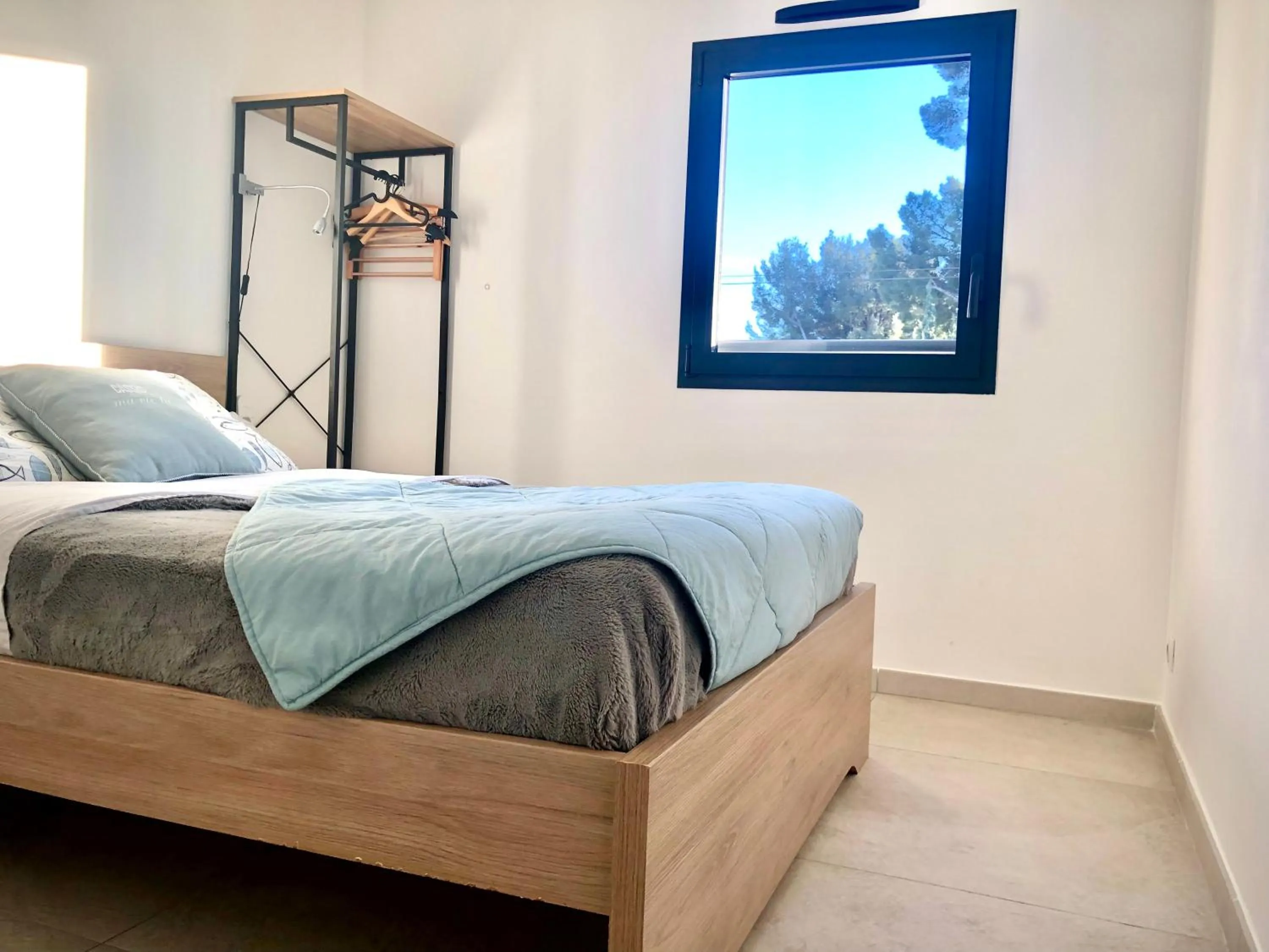 Bed in Cassis Ma Vie Là