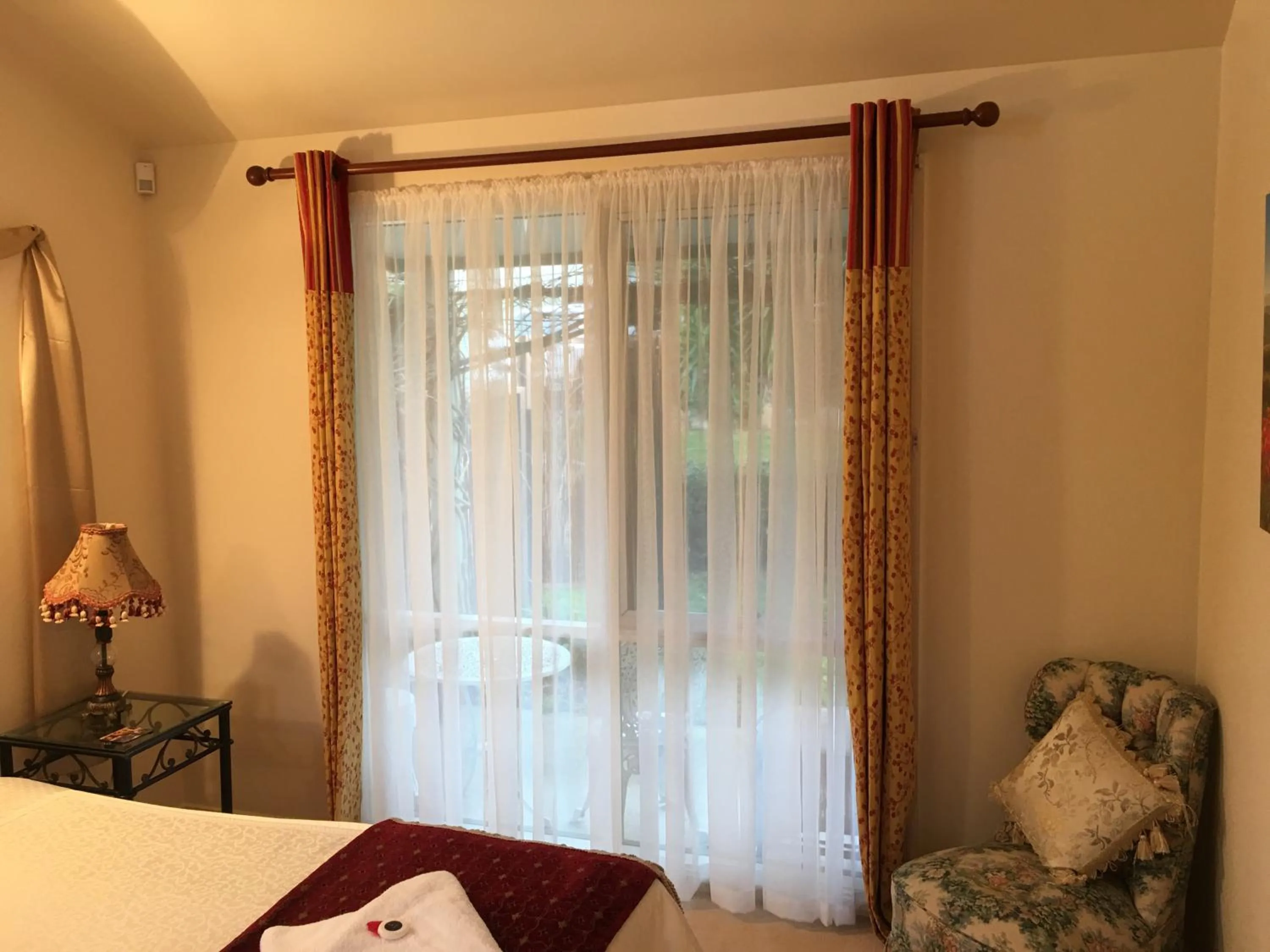 Bedroom, Bed in Weeroona Bed And Breakfast