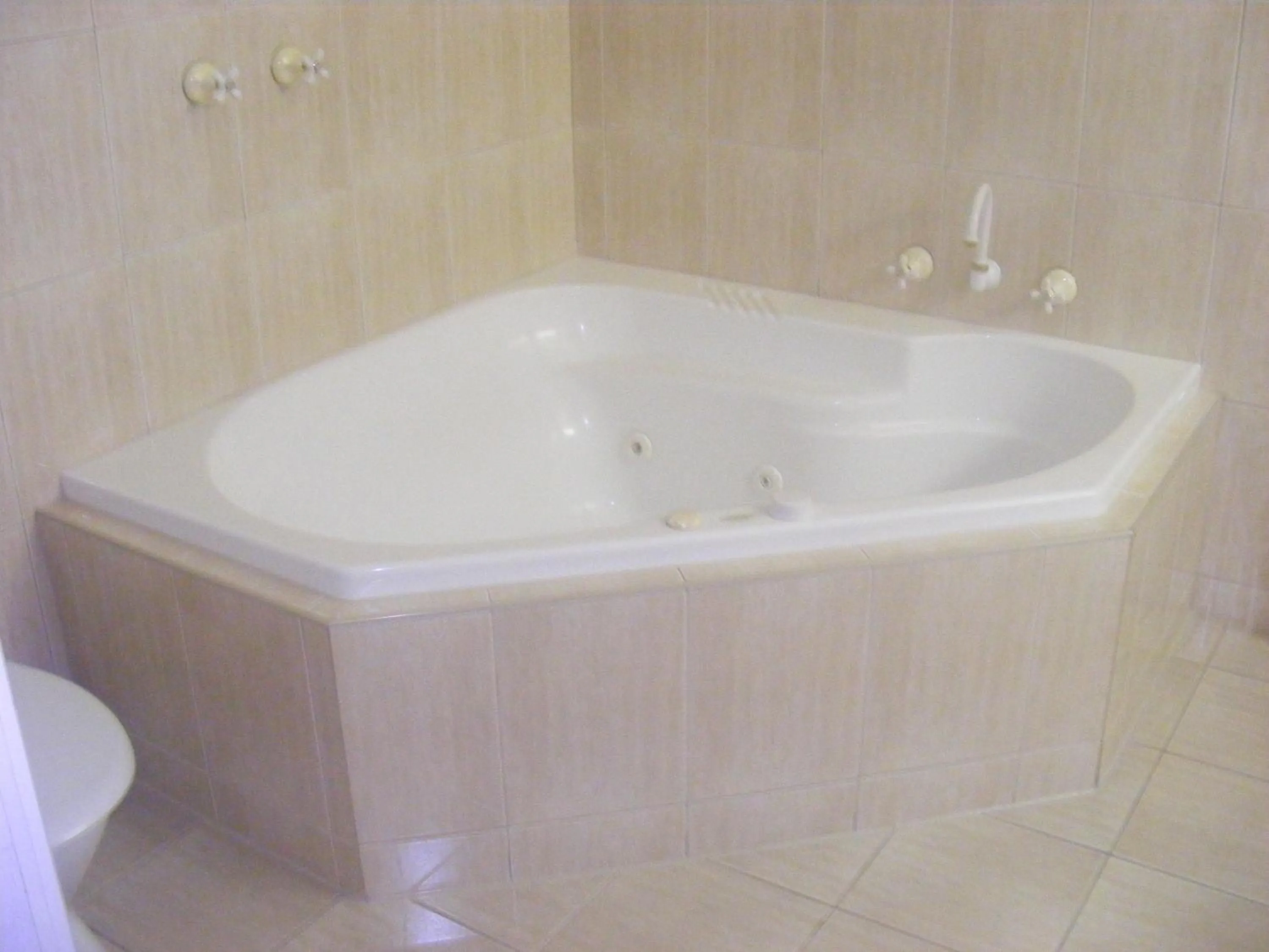 Bathroom in Weeroona Bed And Breakfast