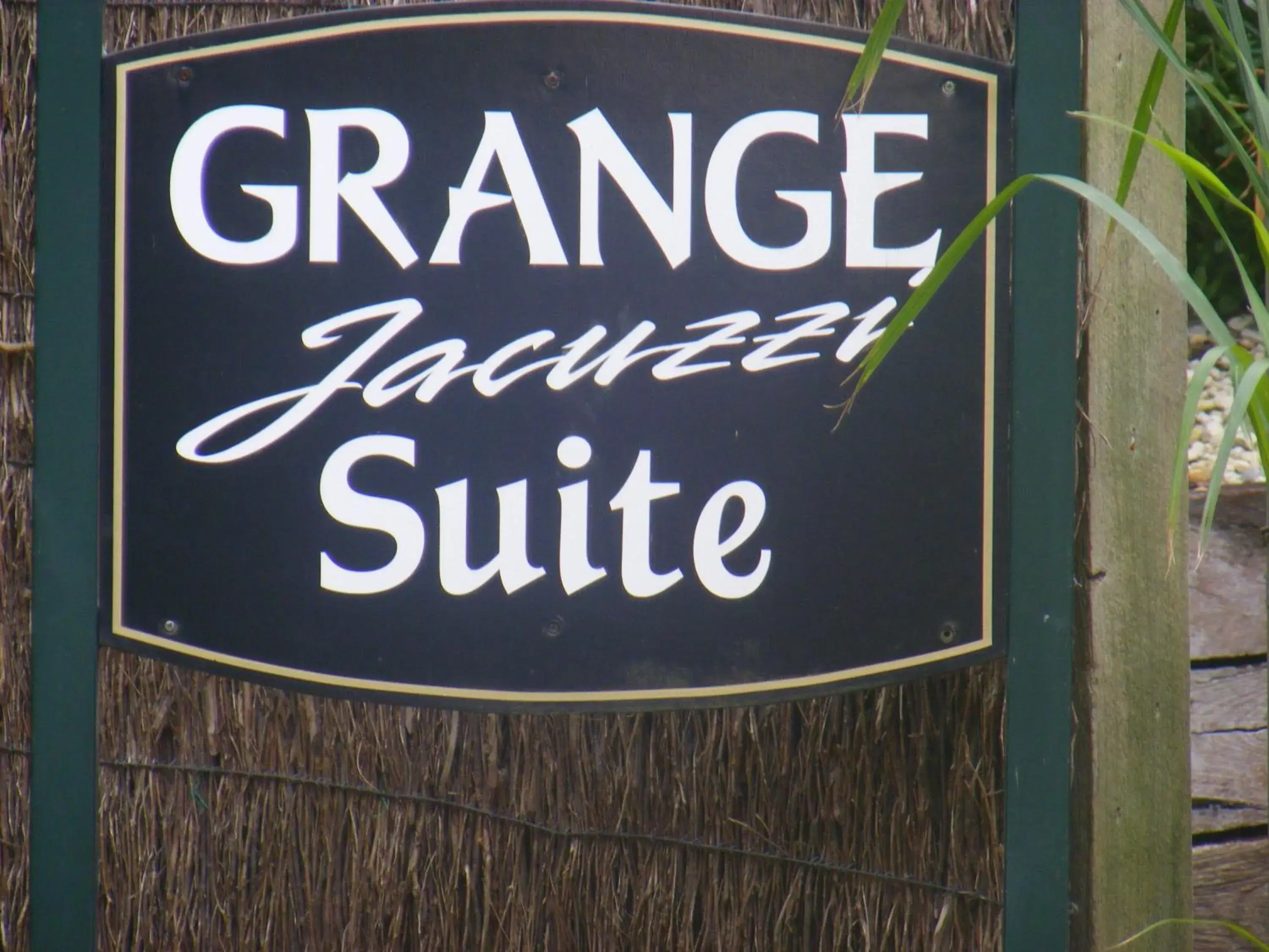 Grange Suite with Hot Tub in Weeroona Bed And Breakfast Grange Suite with Hot Tub in Weeroona Bed And Breakfast