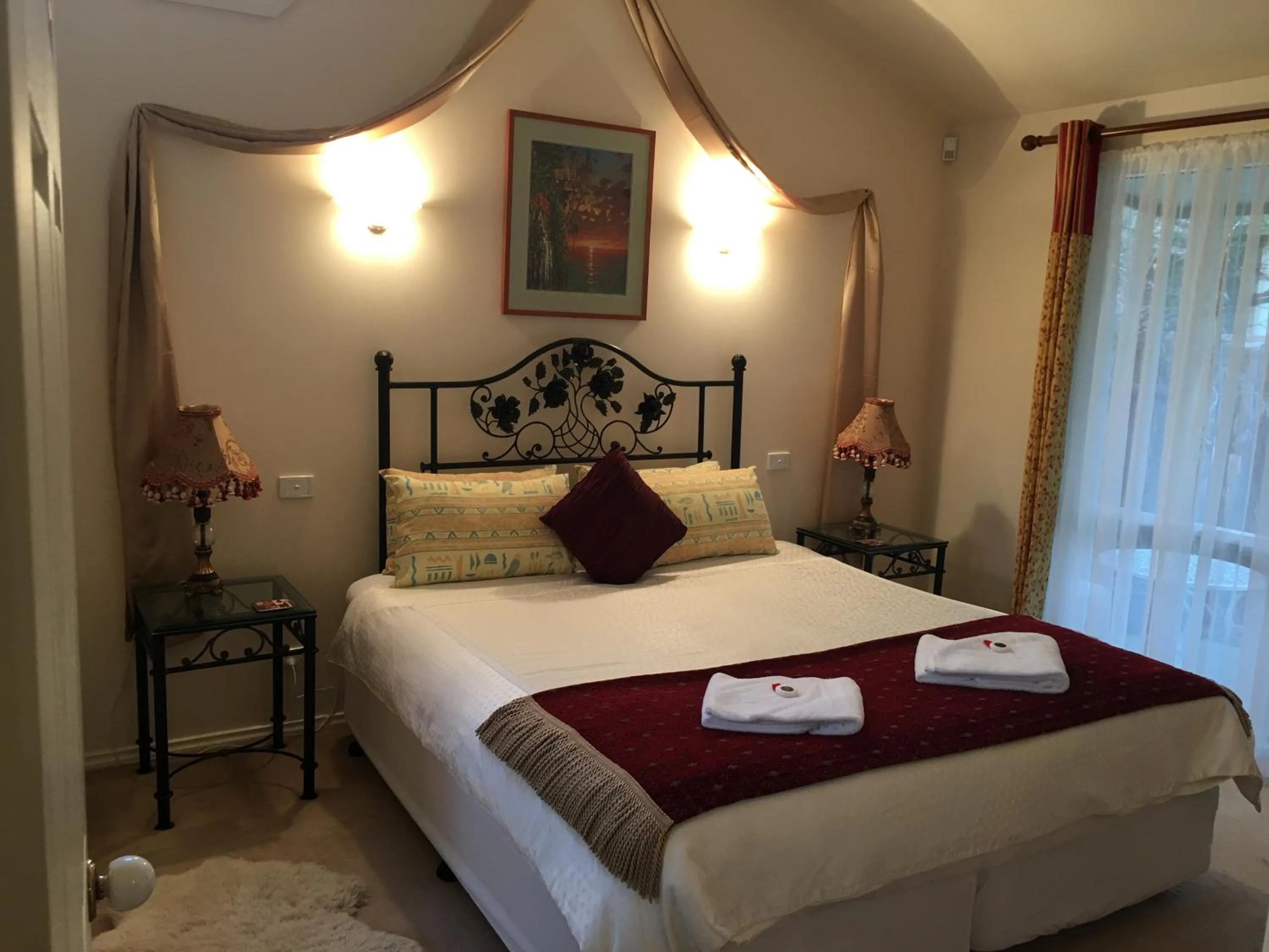 Bedroom, Bed in Weeroona Bed And Breakfast