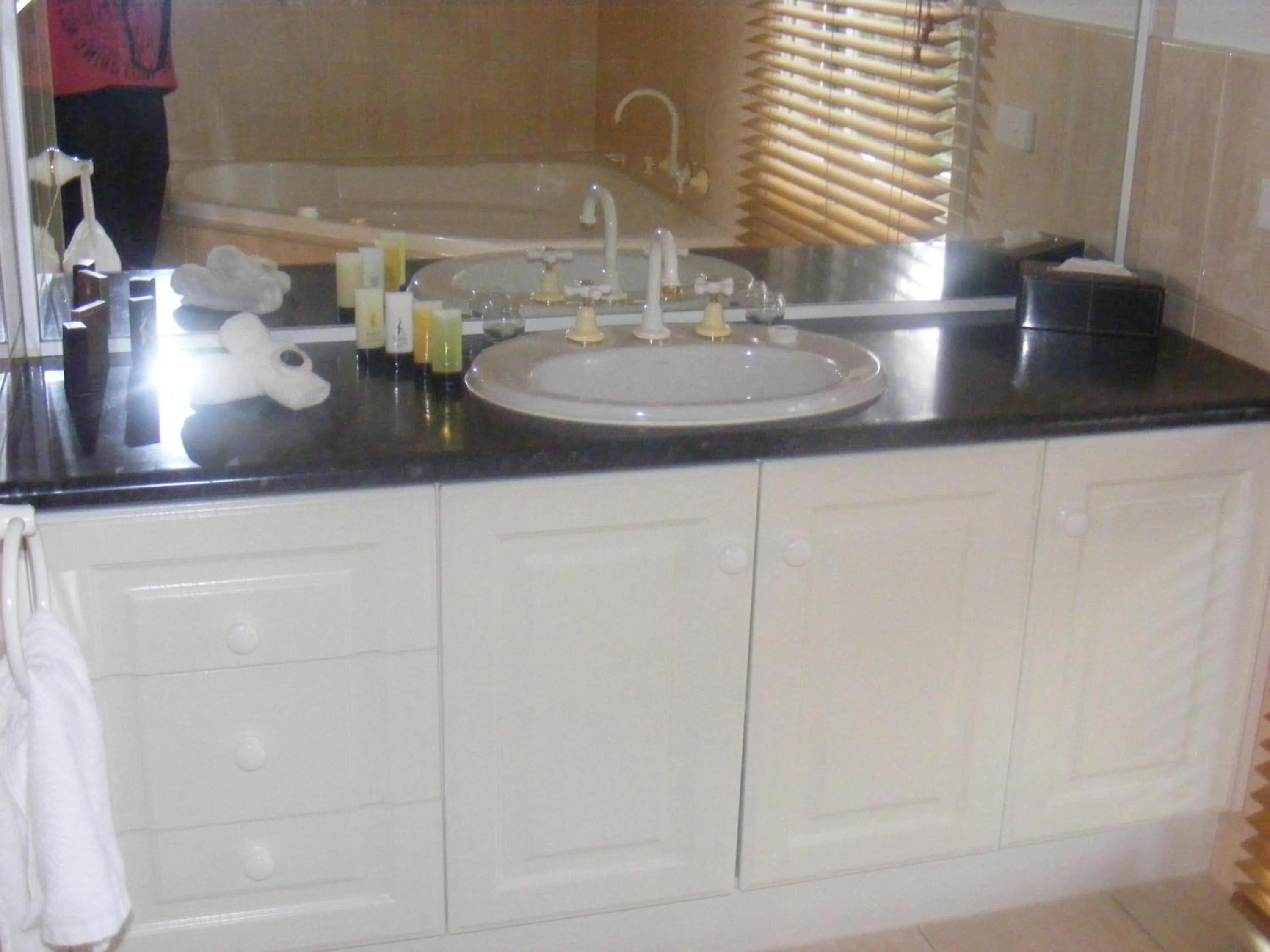 Bathroom in Weeroona Bed And Breakfast