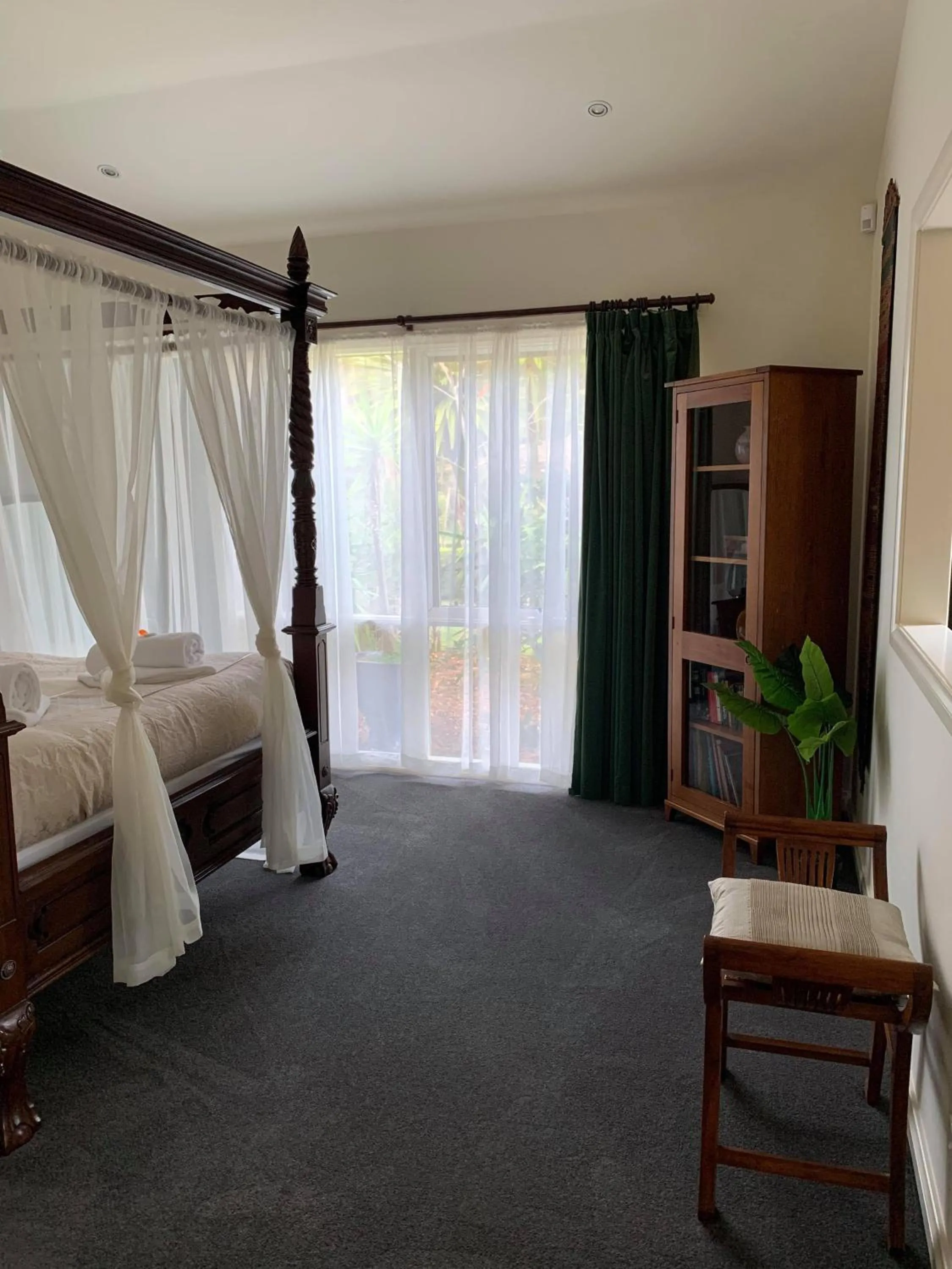 Bedroom, Bed in Weeroona Bed And Breakfast