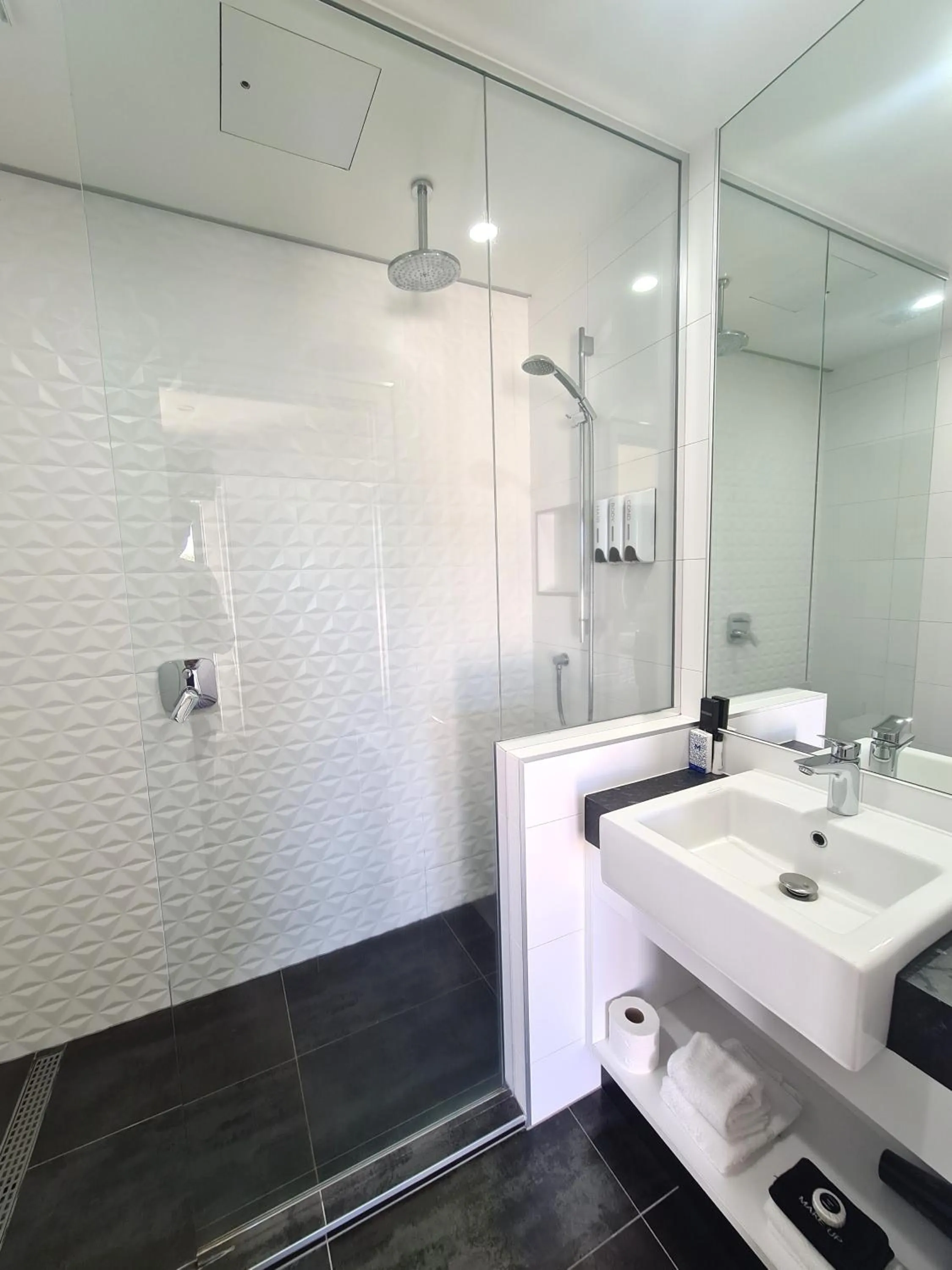 The Devon Hotel A Heritage Hotel