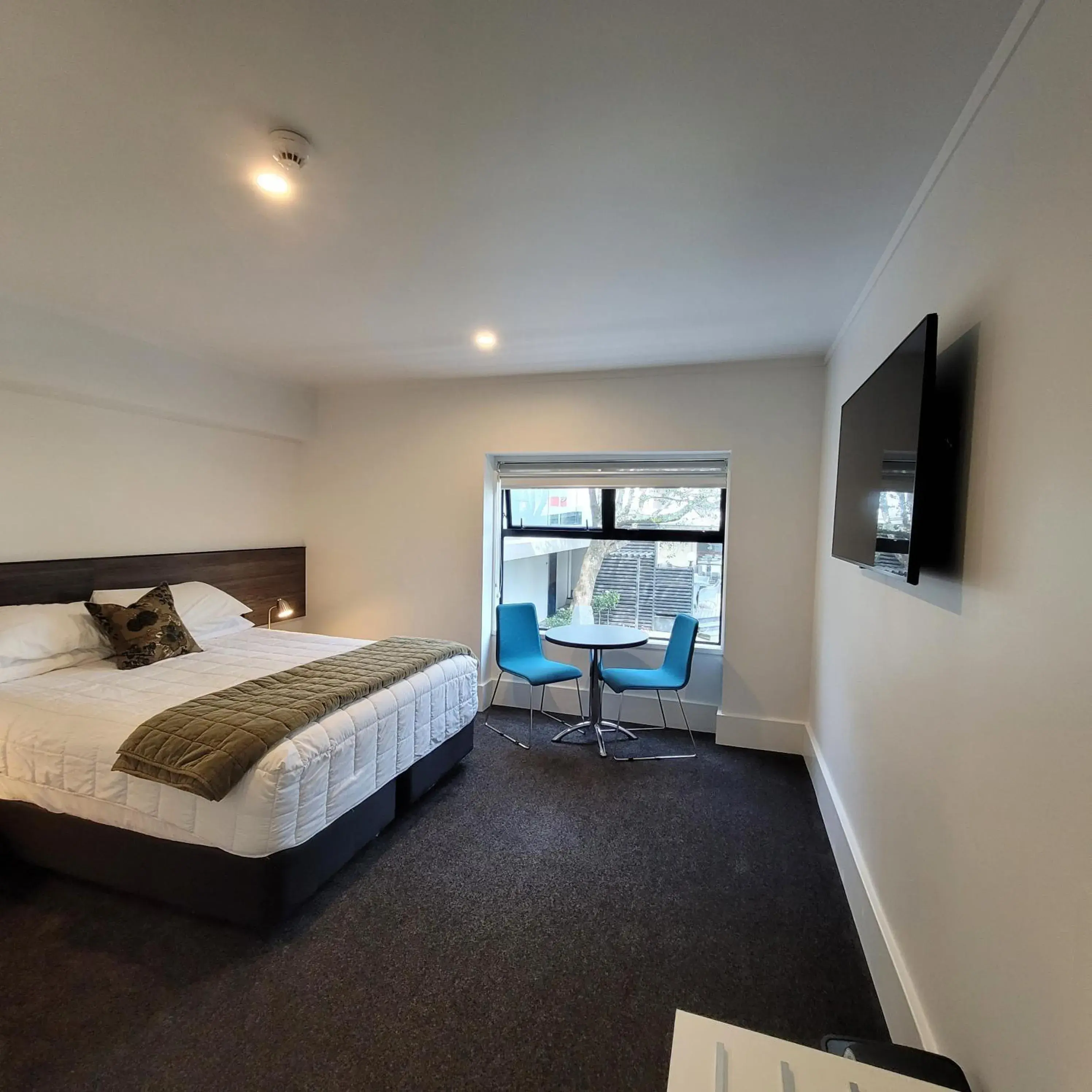 Deluxe King Studio in The Devon Hotel A Heritage Hotel Deluxe King Studio in The Devon Hotel A Heritage Hotel