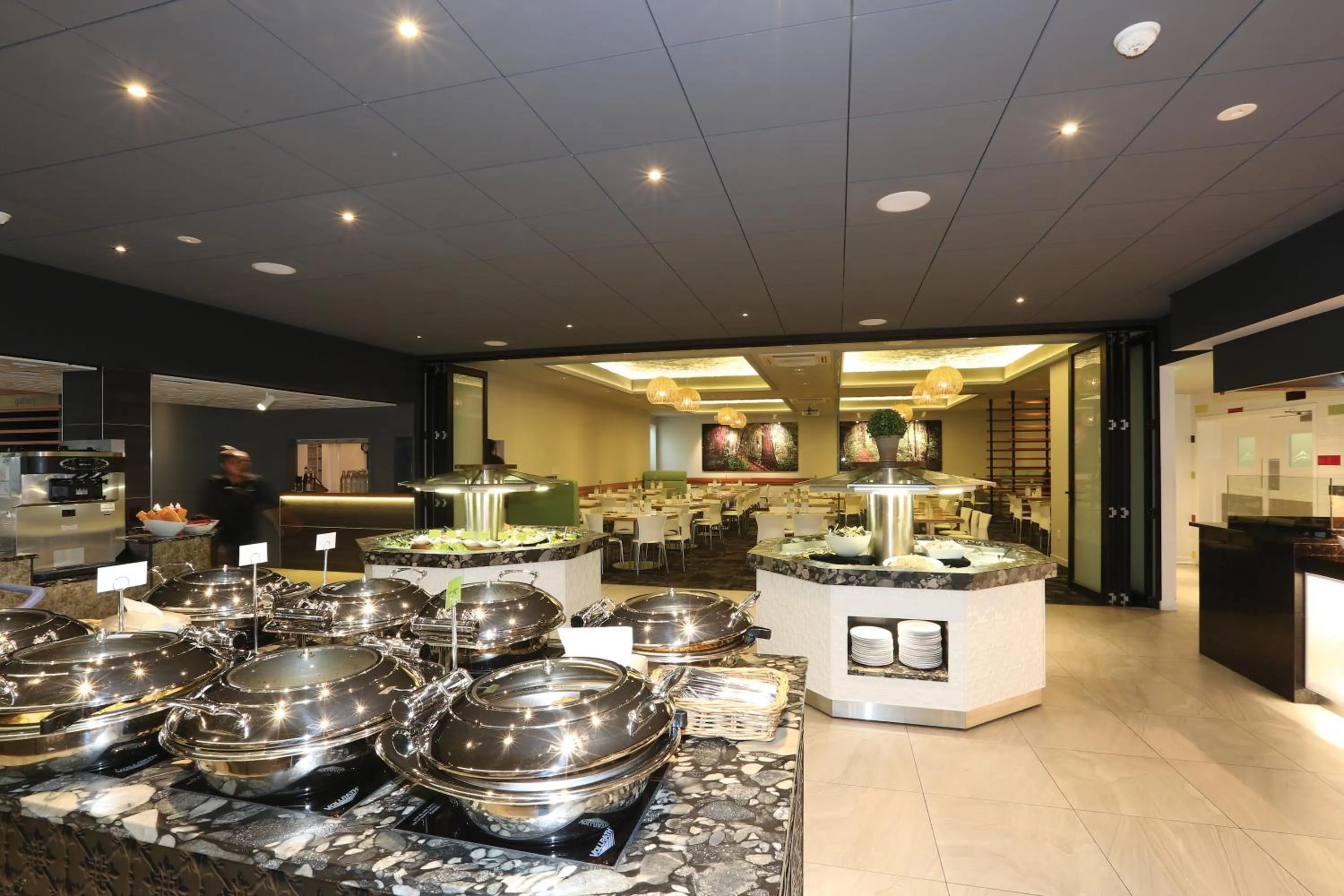 Restaurant/places to eat in The Devon Hotel A Heritage Hotel