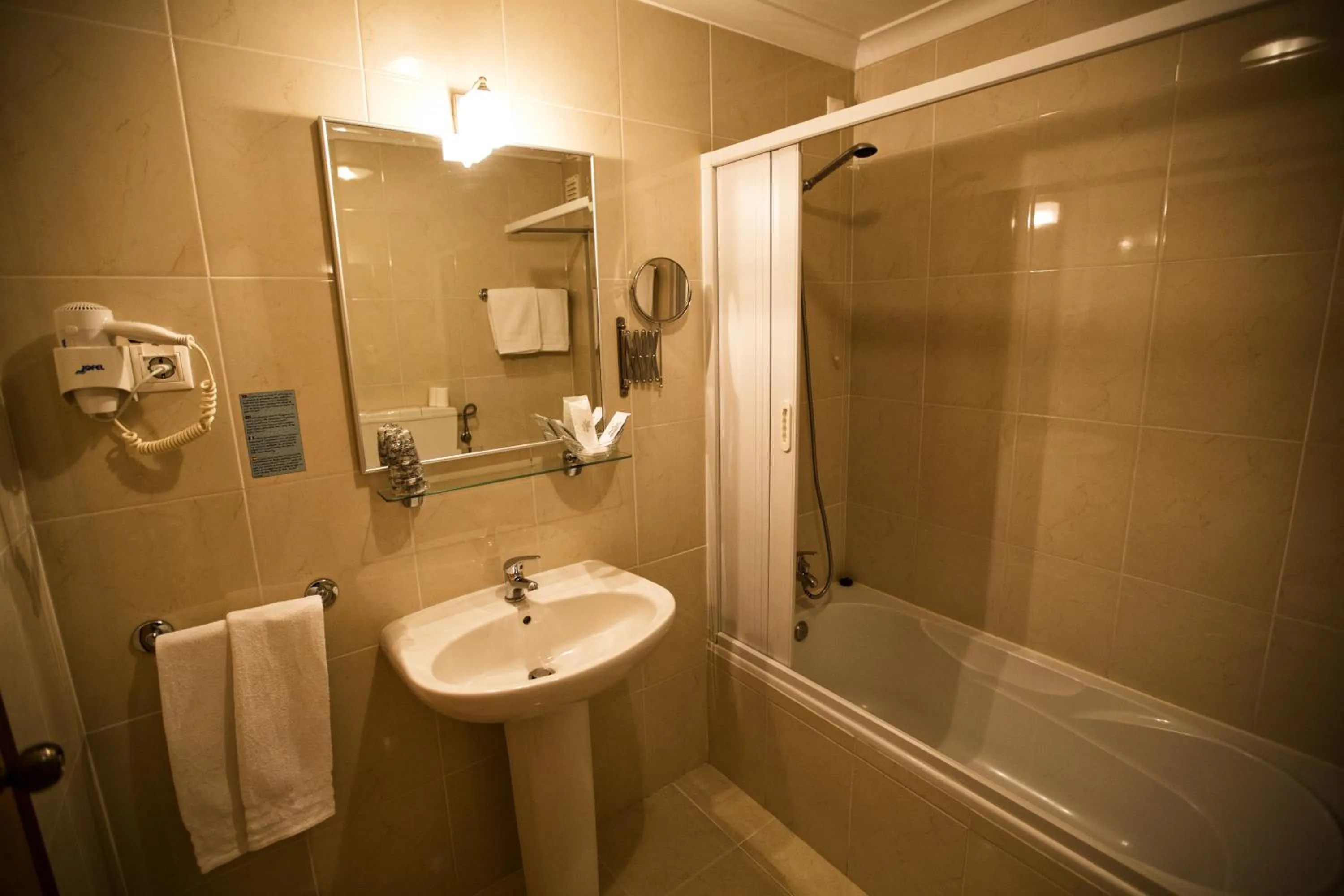 Bathroom in Hotel Santa Mafalda