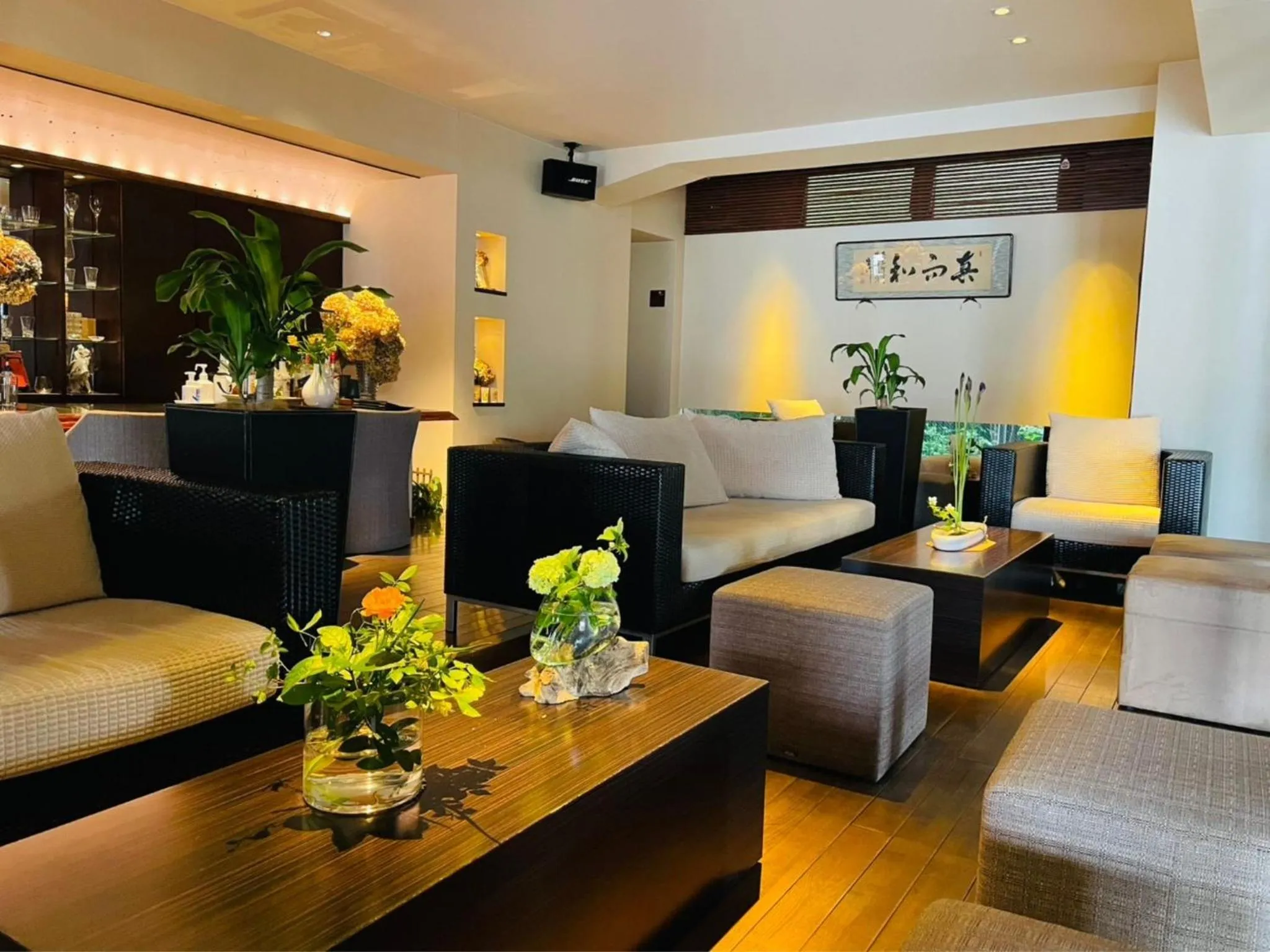 Communal lounge/ TV room in Ryotei Matsuya Honkan Suizenji