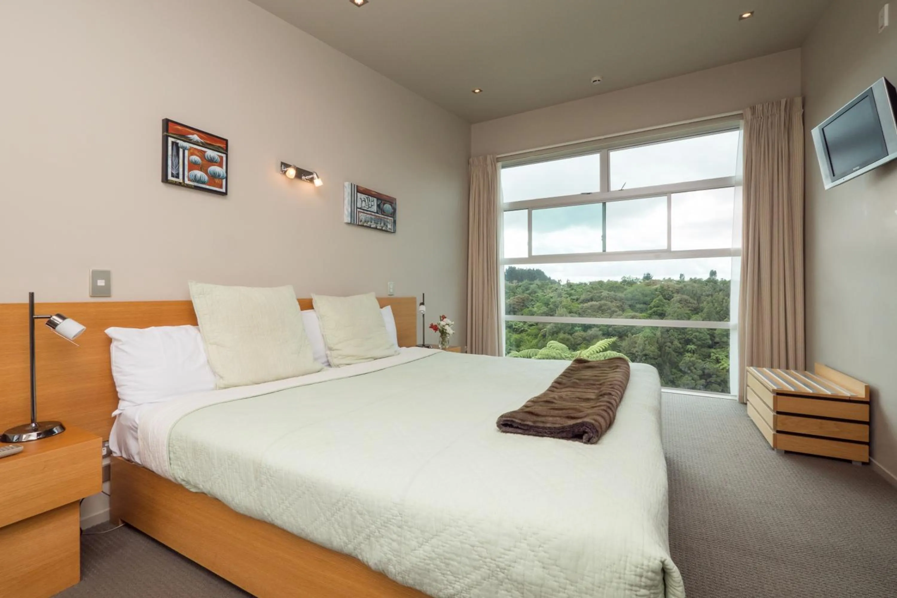 Day, Bed in One Burgess Hill