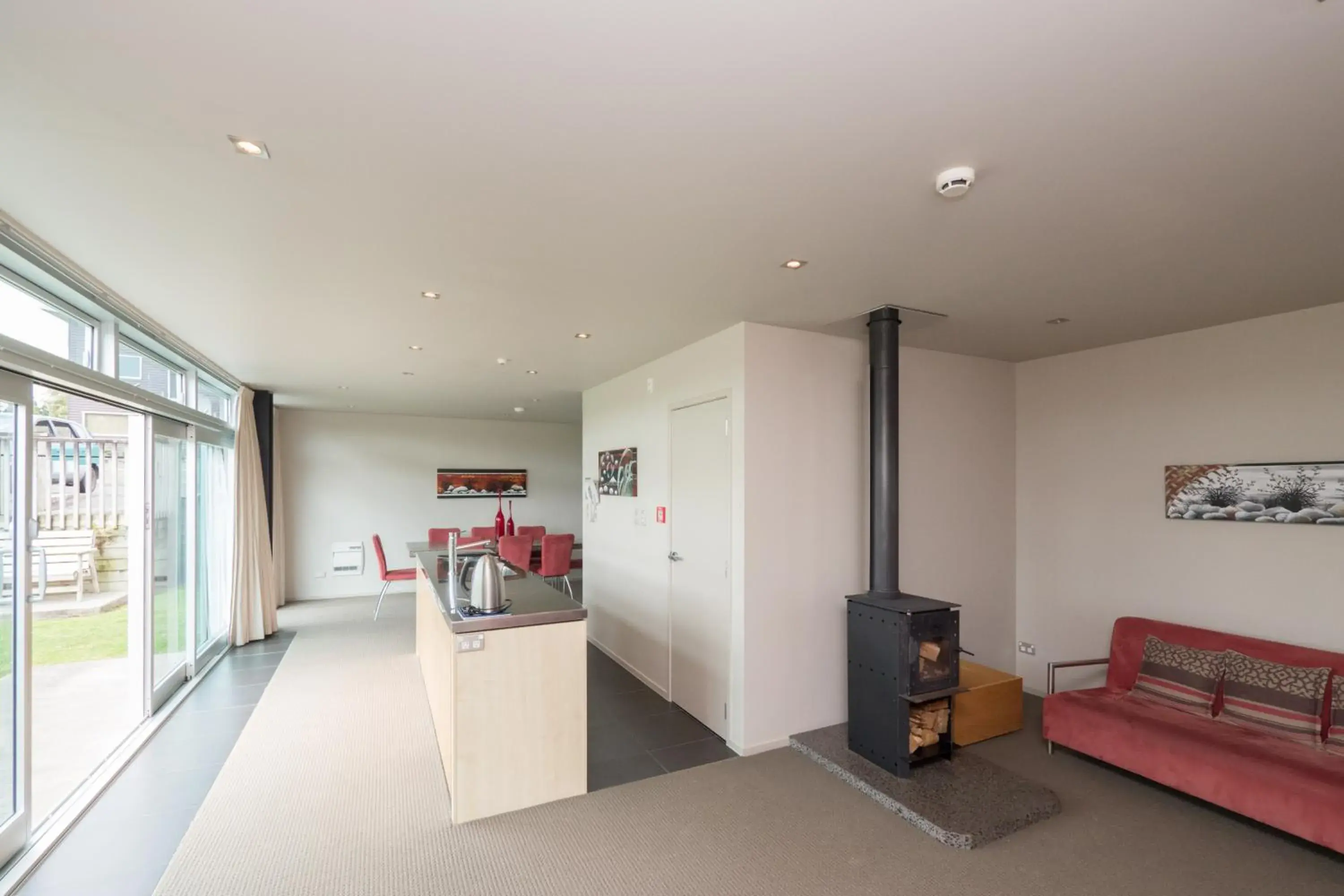 Two-Bedroom Apartment in One Burgess Hill Two-Bedroom Apartment in One Burgess Hill