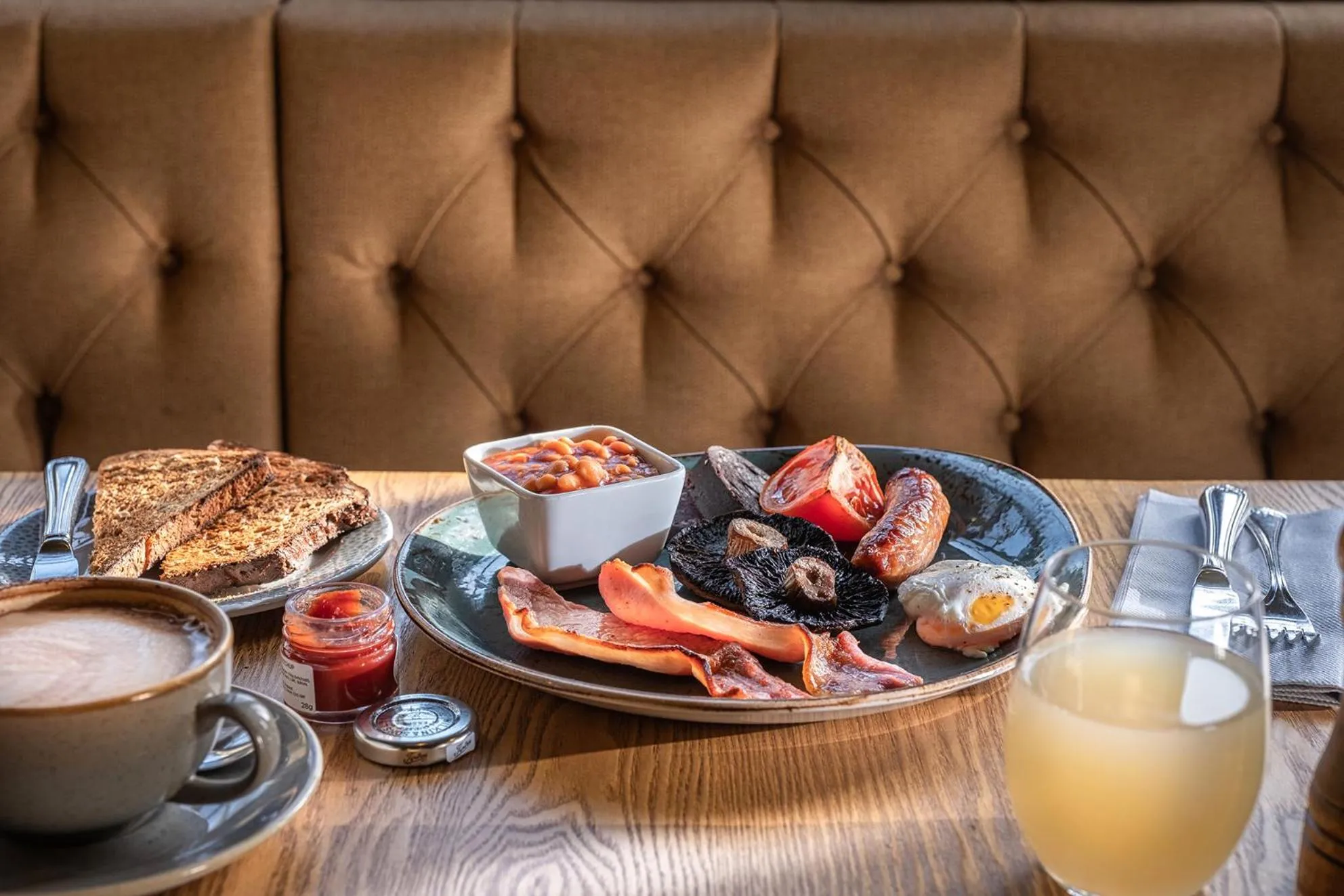 Breakfast in The Cricketers Clavering