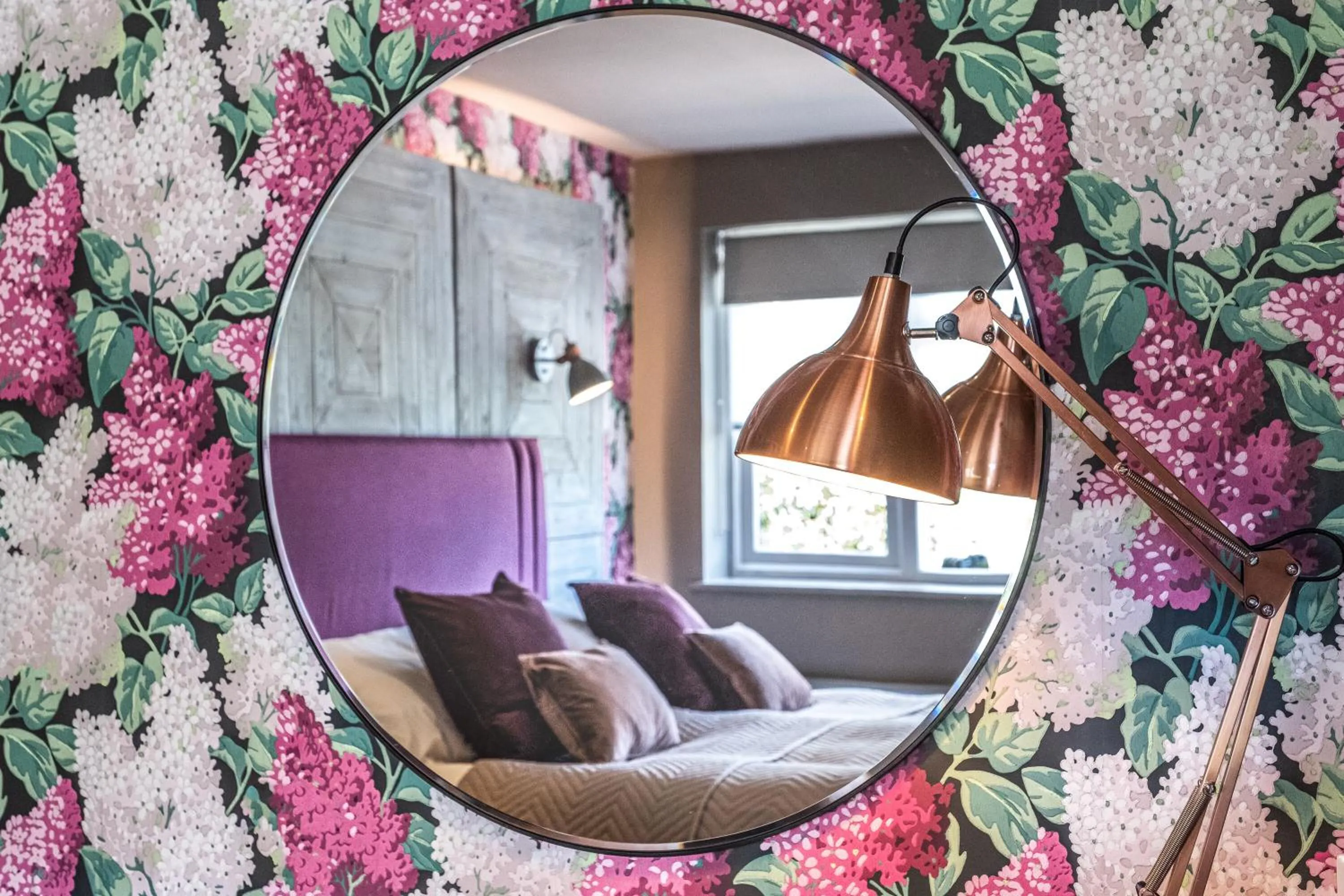 Decorative detail in The Cricketers Clavering