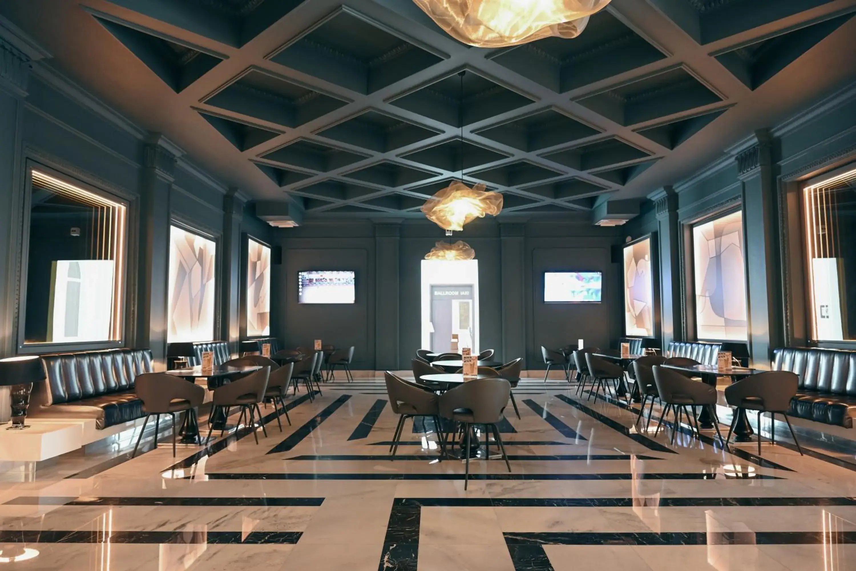 Lounge or bar in Iaki Conference & Spa Hotel Lounge or bar in Iaki Conference & Spa Hotel