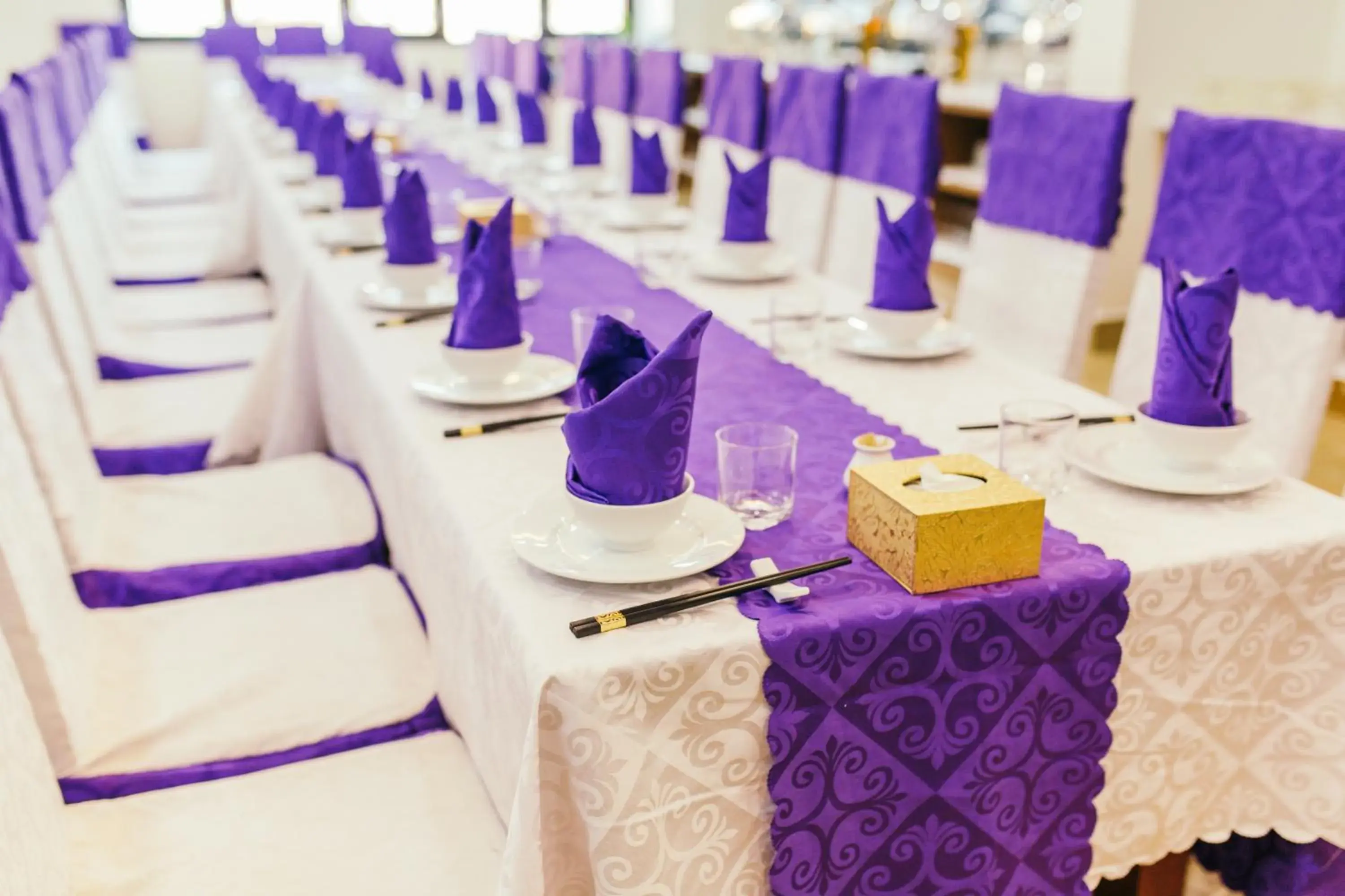 Restaurant/places to eat in White Crown Hotel Restaurant/places to eat in White Crown Hotel