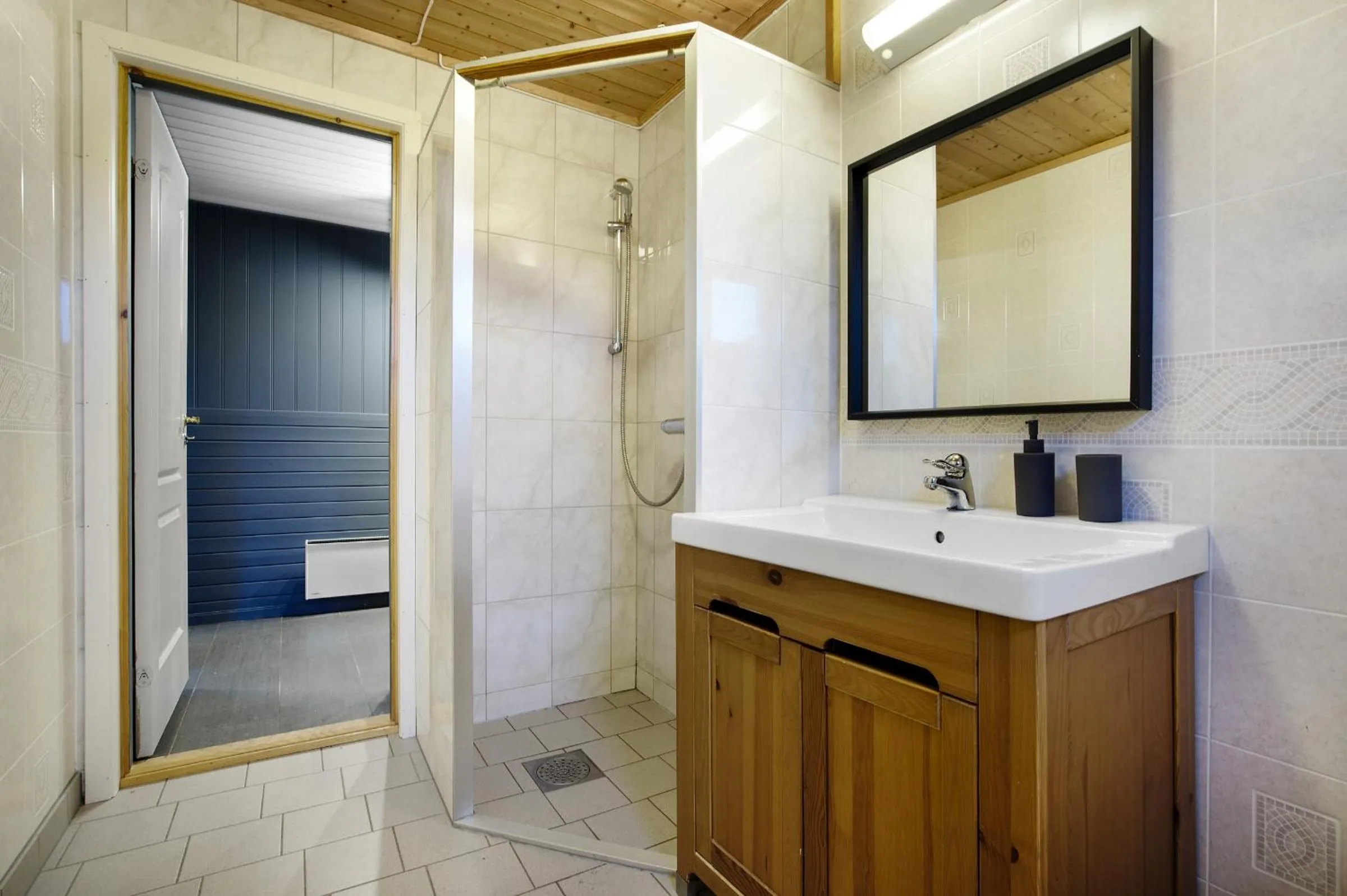 Shower in Buvik Sea Lodge Apartments