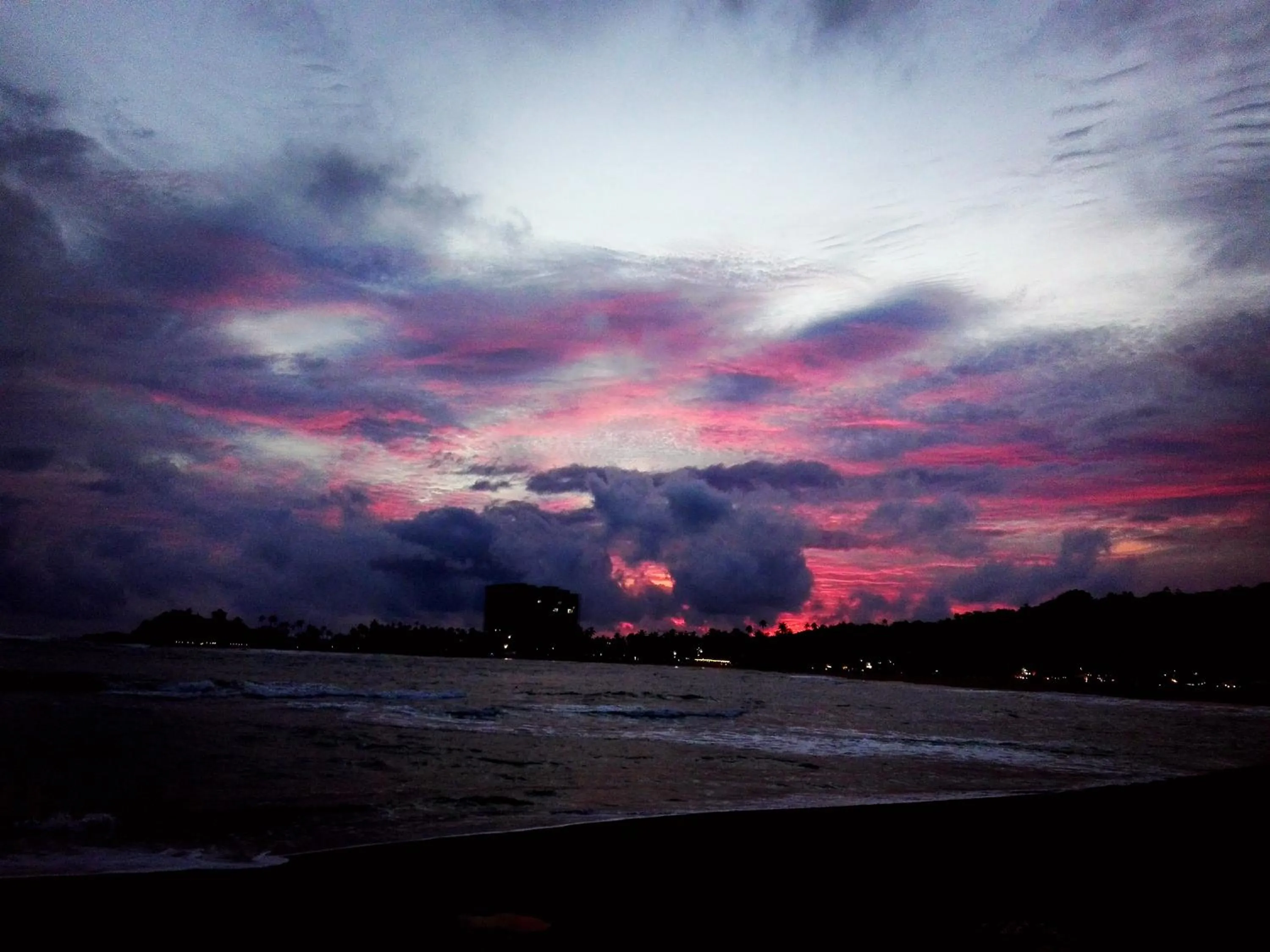 Sunset in Sunset Colony Beach Resort
