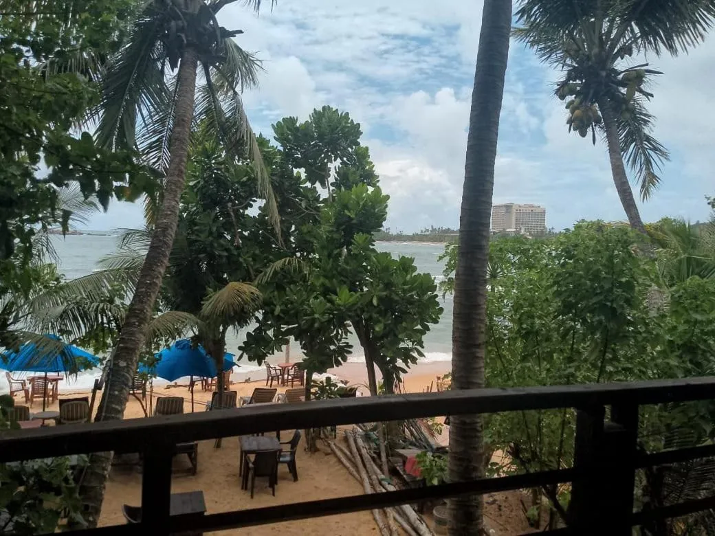 Sunset Colony Beach Resort