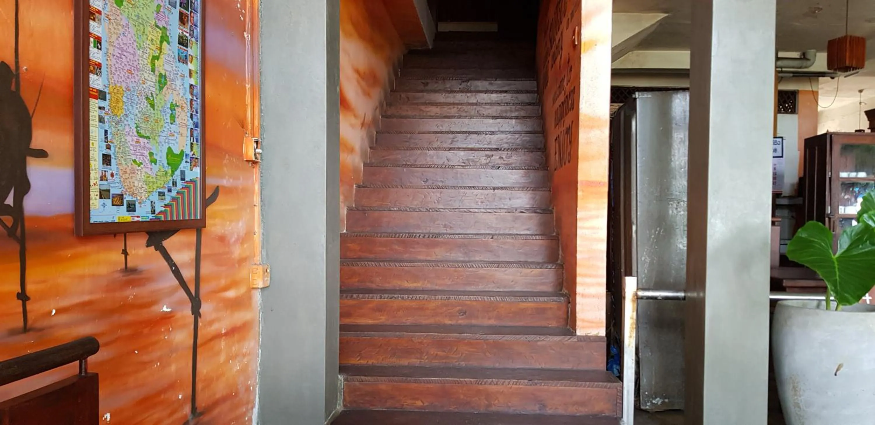 Facade/entrance in Sunset Colony Beach Resort