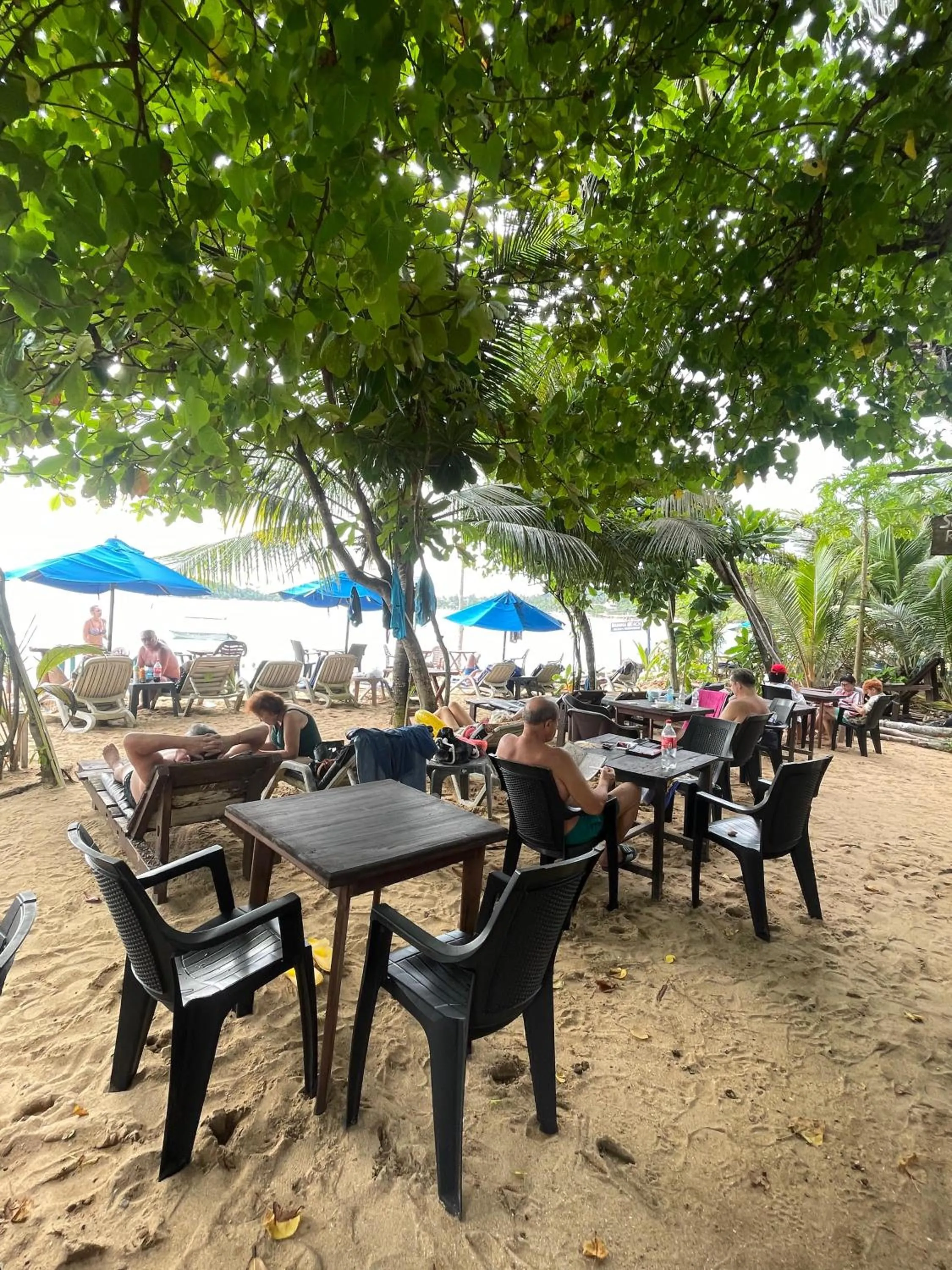 Sunset Colony Beach Resort
