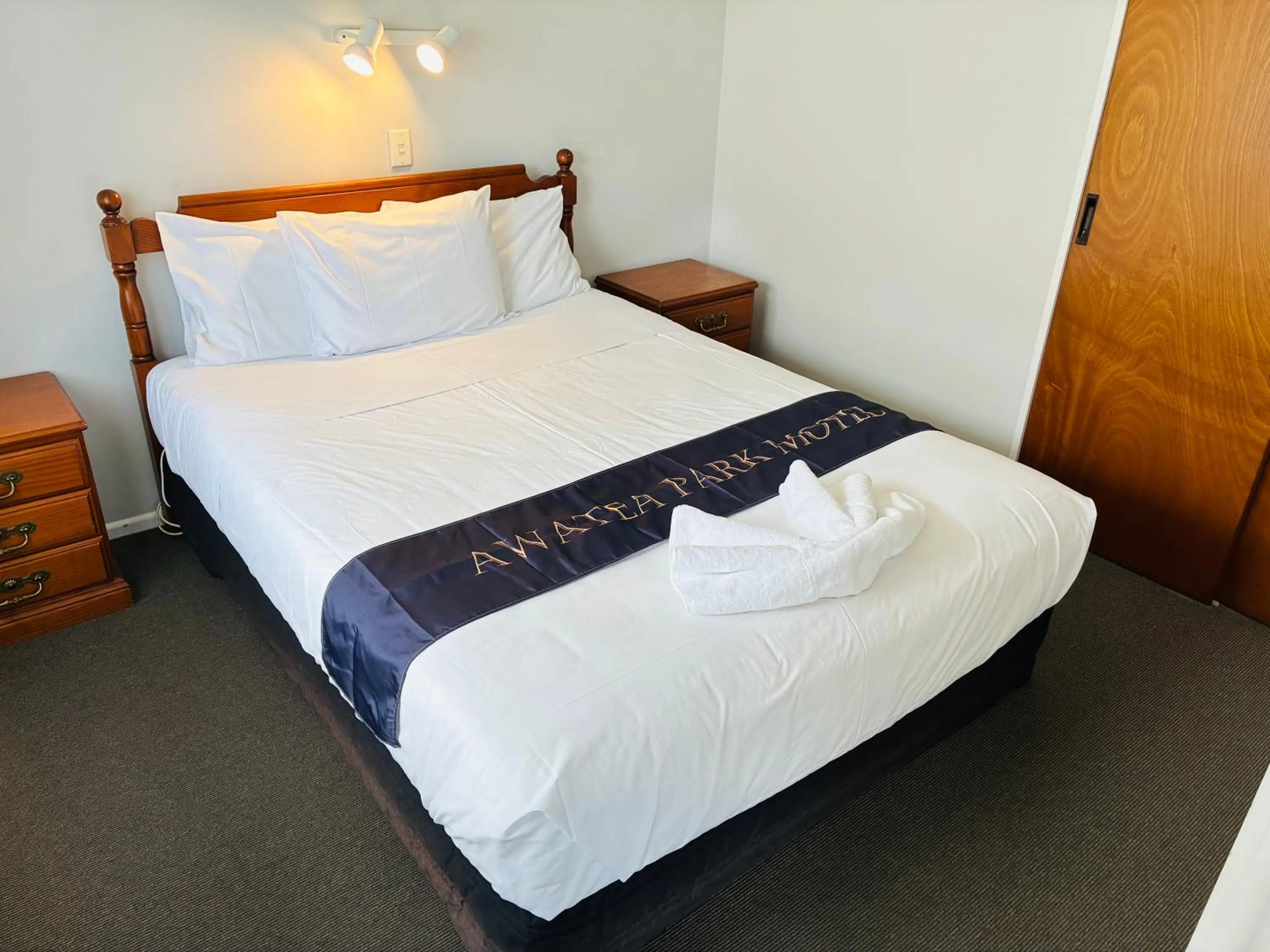 Bedroom, Bed in Awatea Park Motel