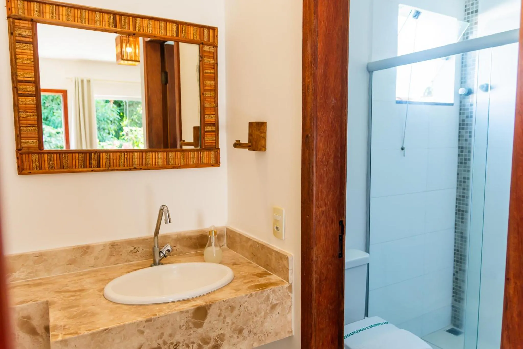 Shower in Morena Jambo