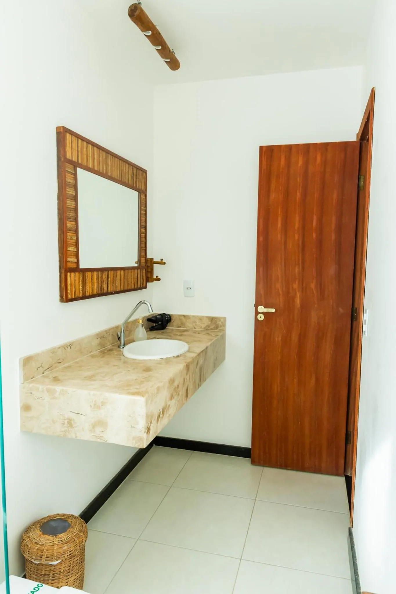 Bathroom in Morena Jambo
