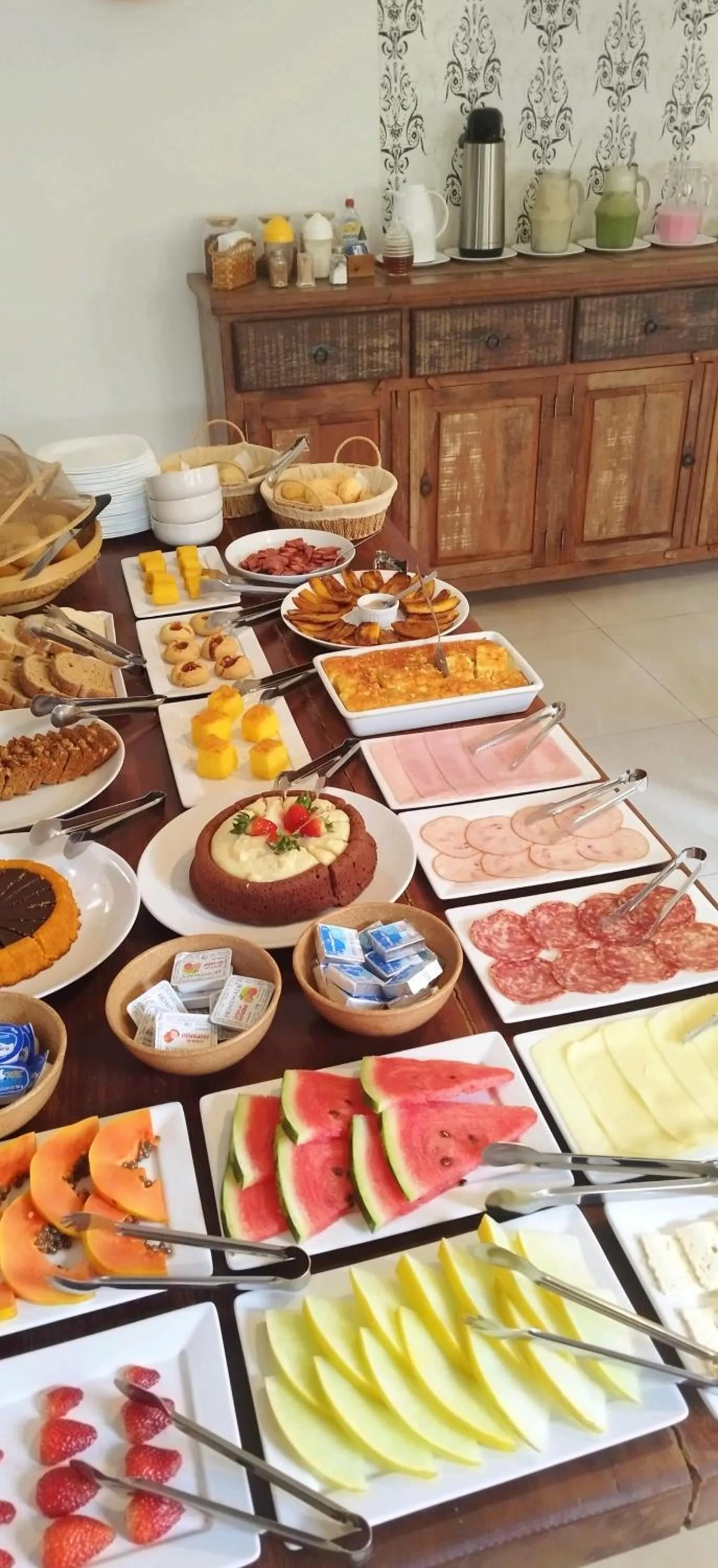 Breakfast in Morena Jambo