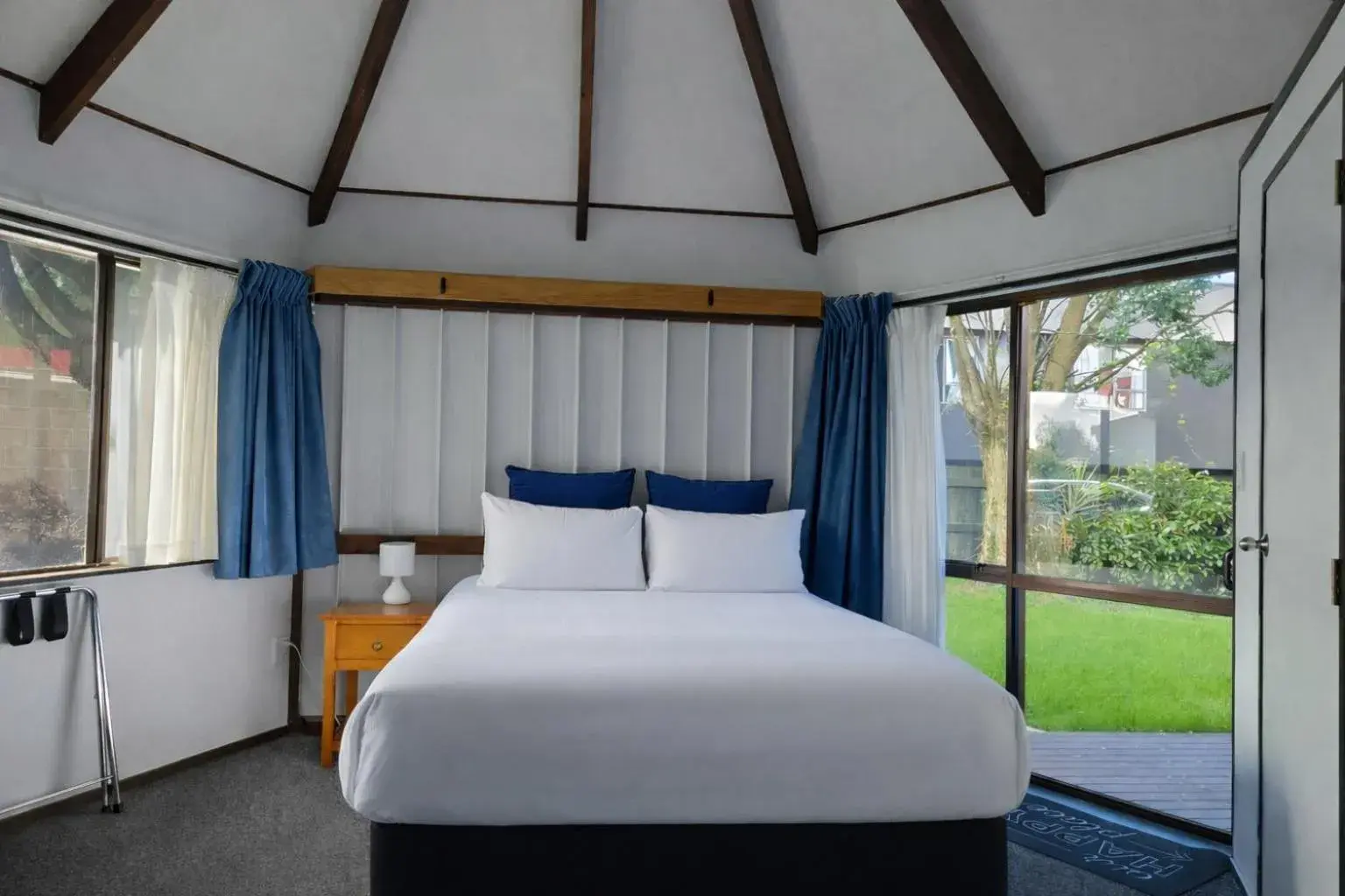 Bedroom, Bed in Pure Motel Bedroom, Bed in Pure Motel